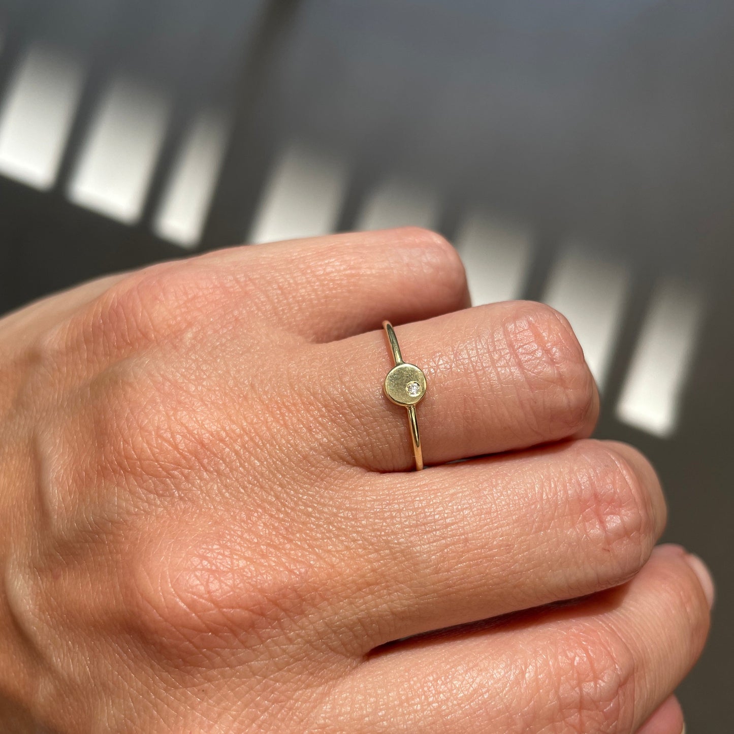Ring 14k sparkling flat ball
