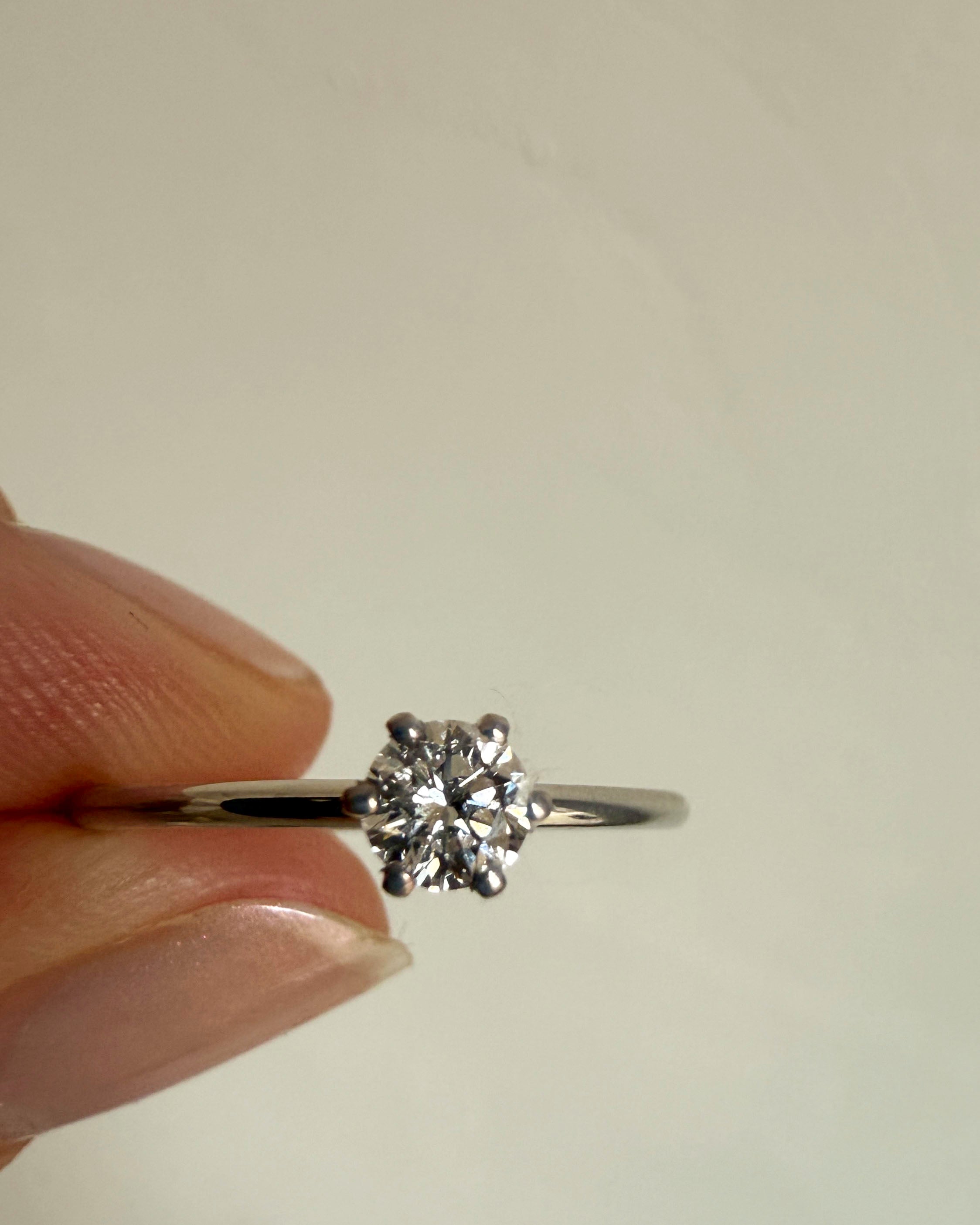 Ring 14k infinite brilliance witgoud