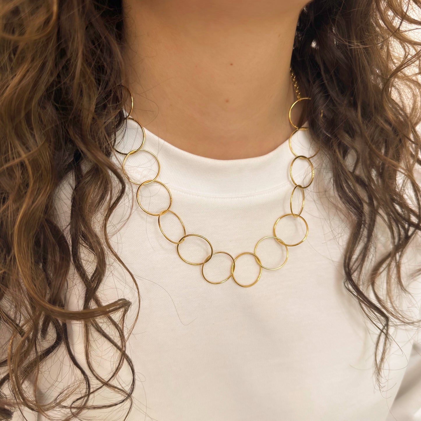 N 37. 3 / 3 armband of ketting