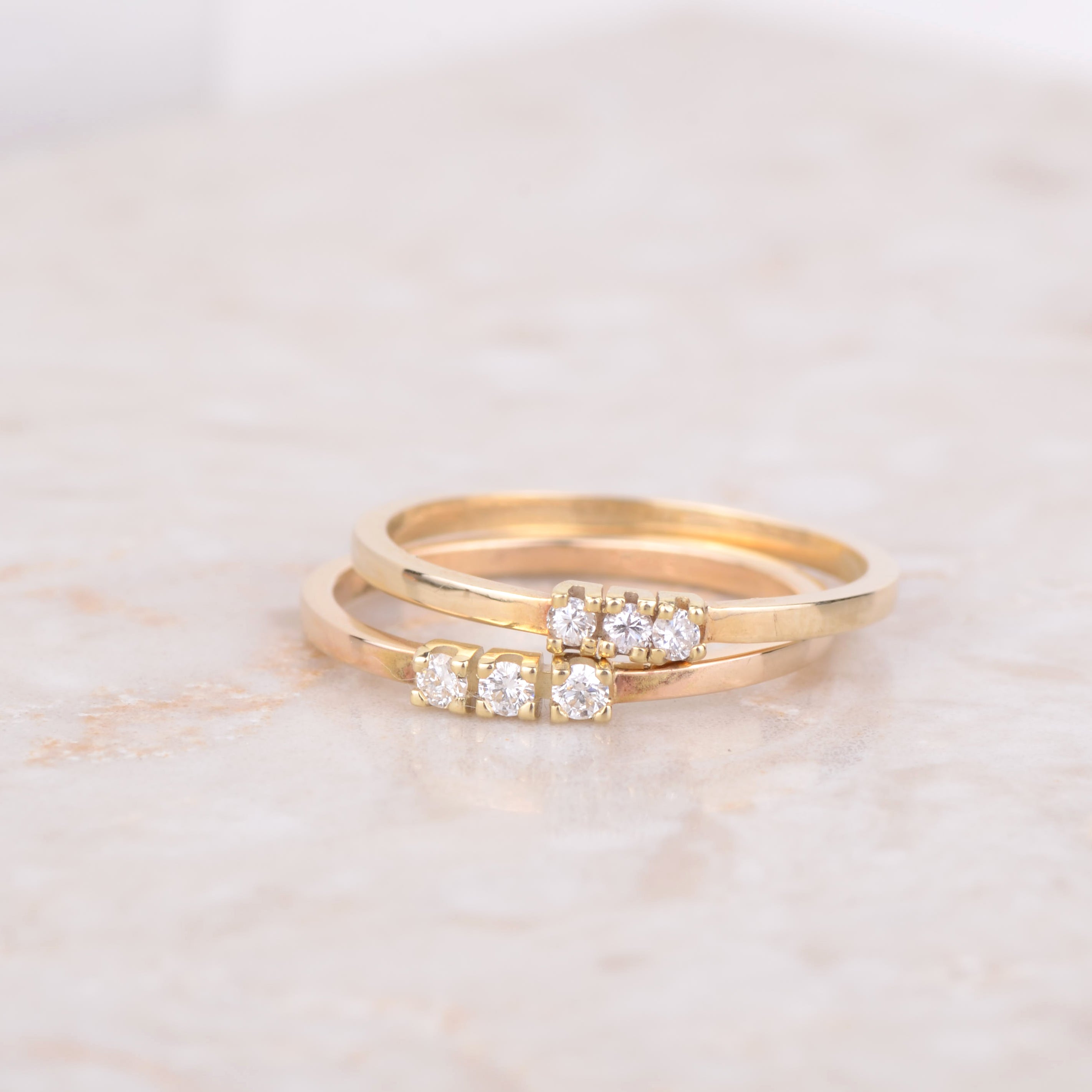 Ring 14k three in a row