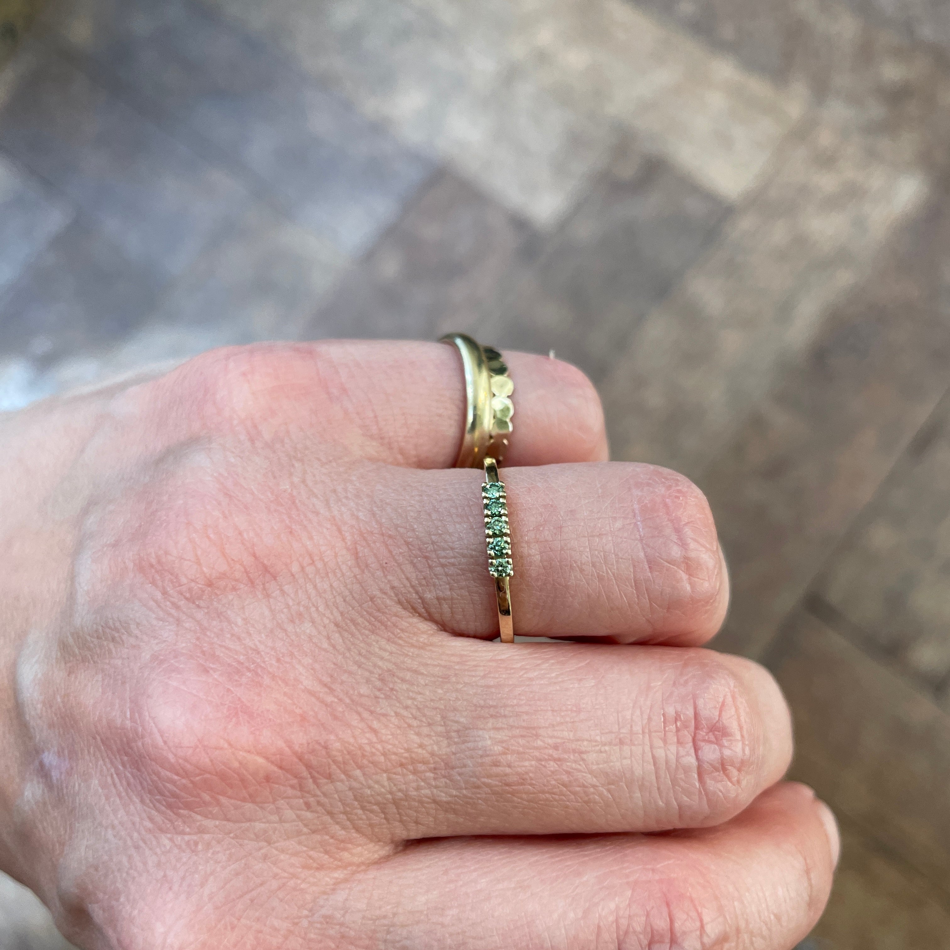 Ring 14k apple green