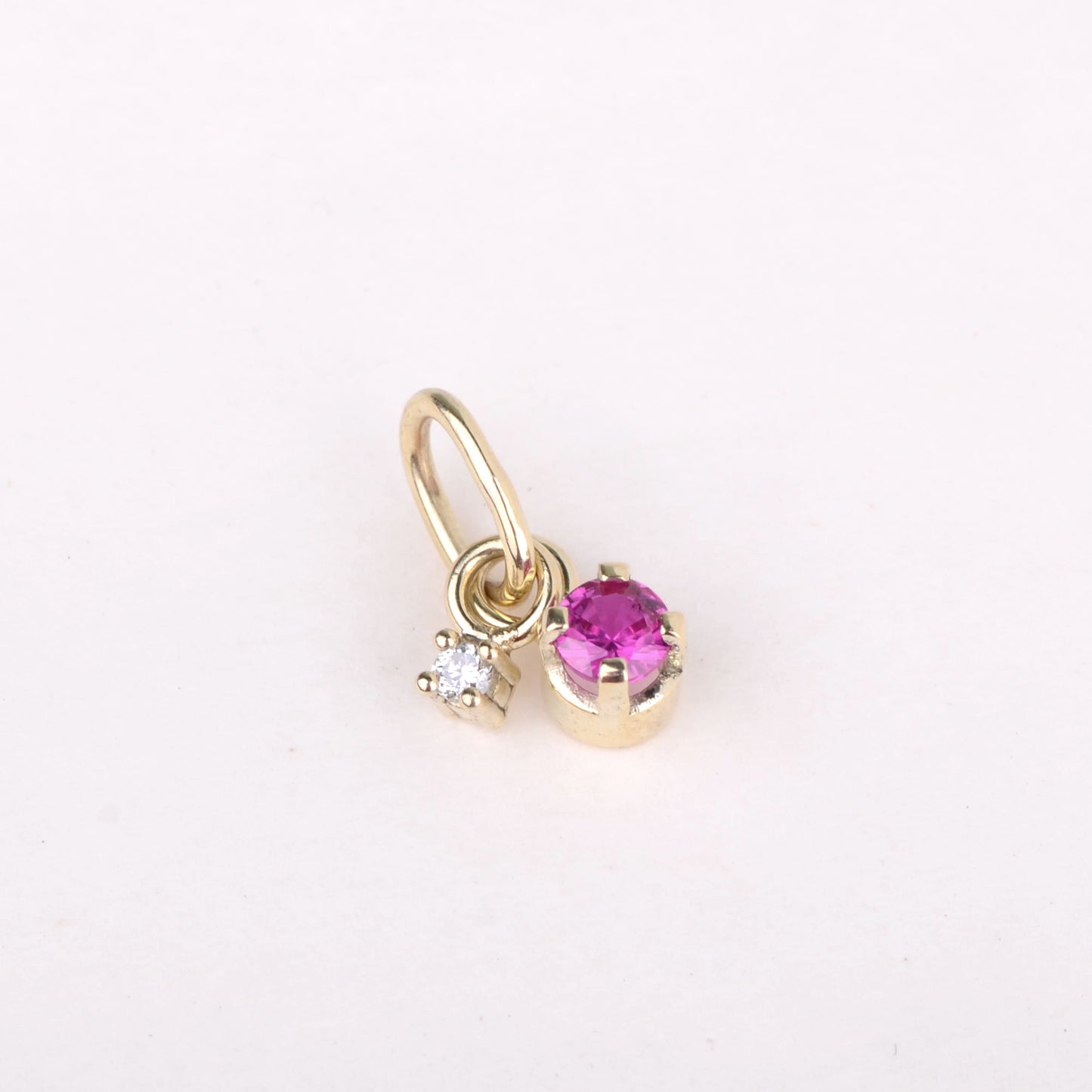 Pendant 14k raspberry diamond