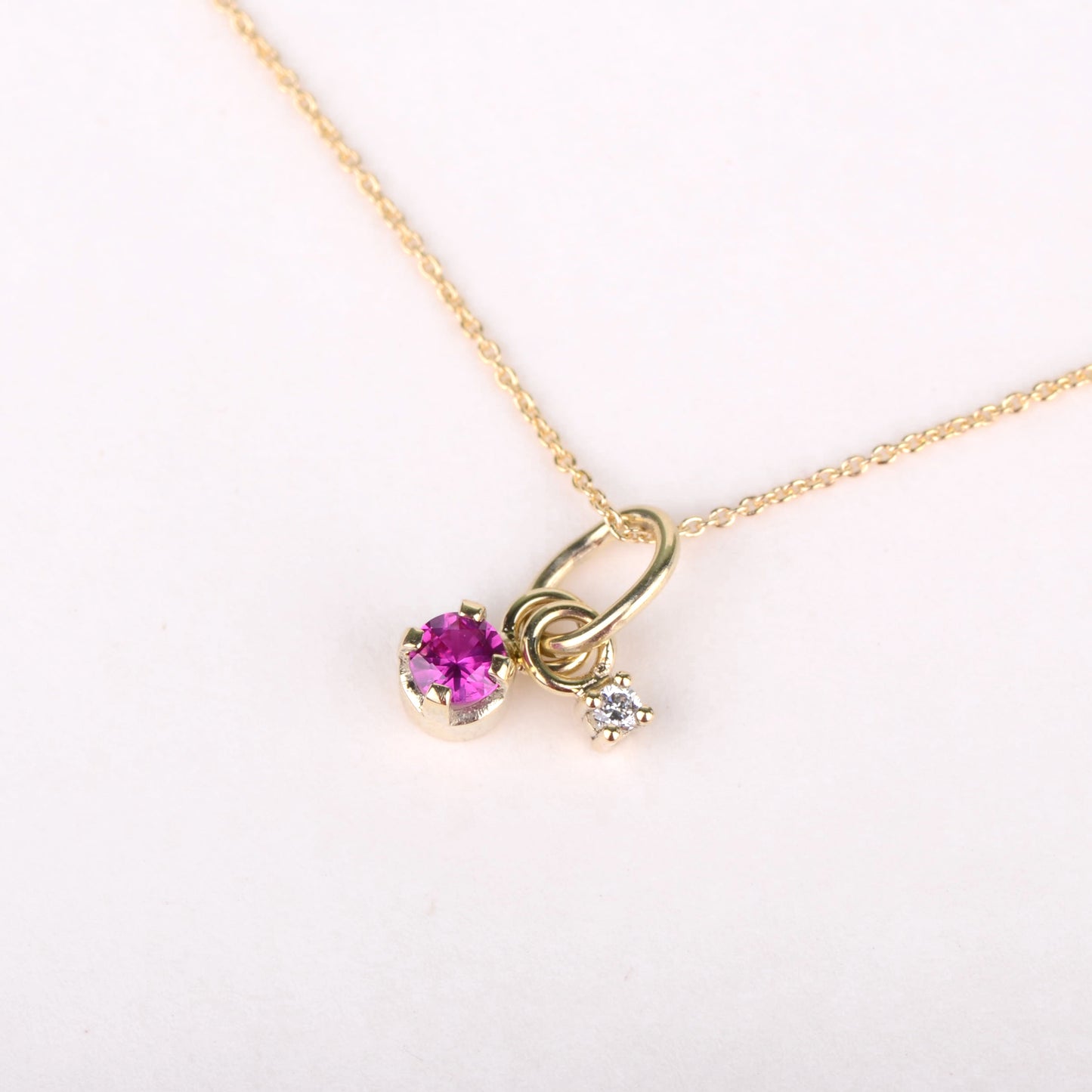 Pendant 14k raspberry diamond