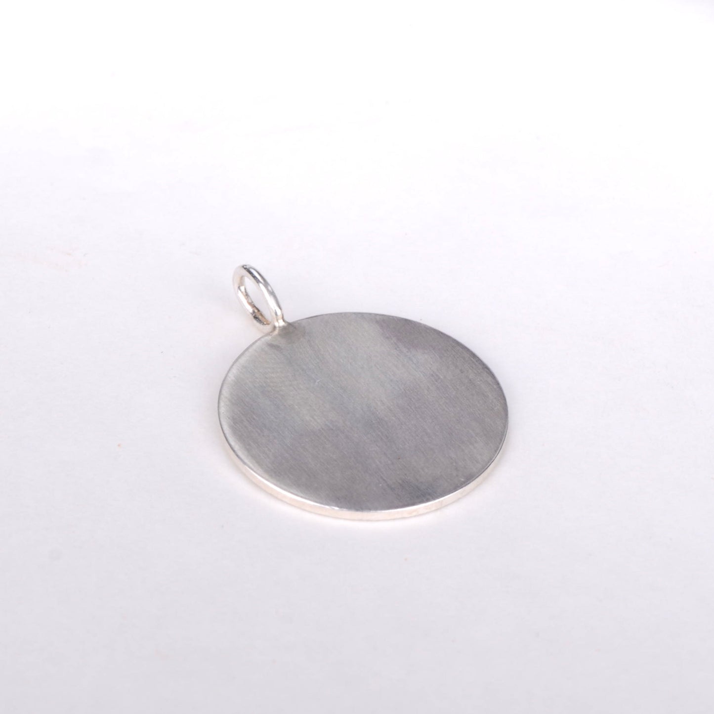 Pendant round big