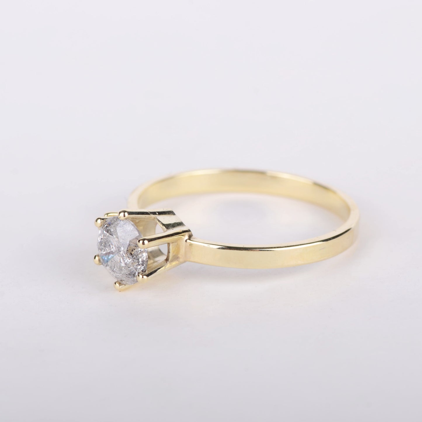 Ring 14k galaxy diamond