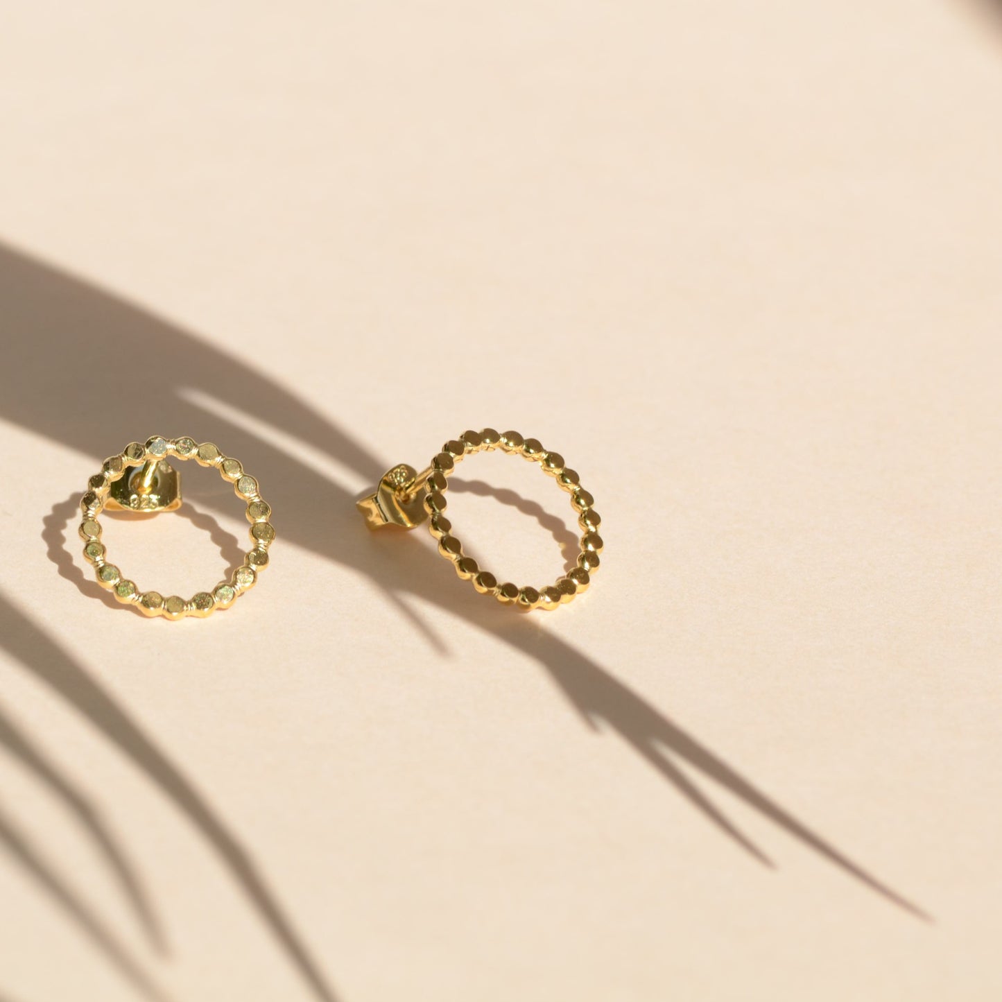 Earrings flat pearl large