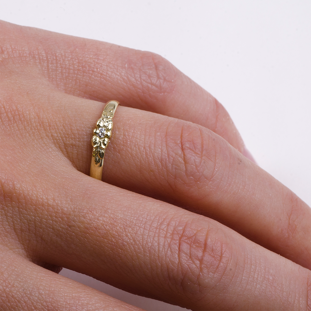 Ring 14k flower diamond