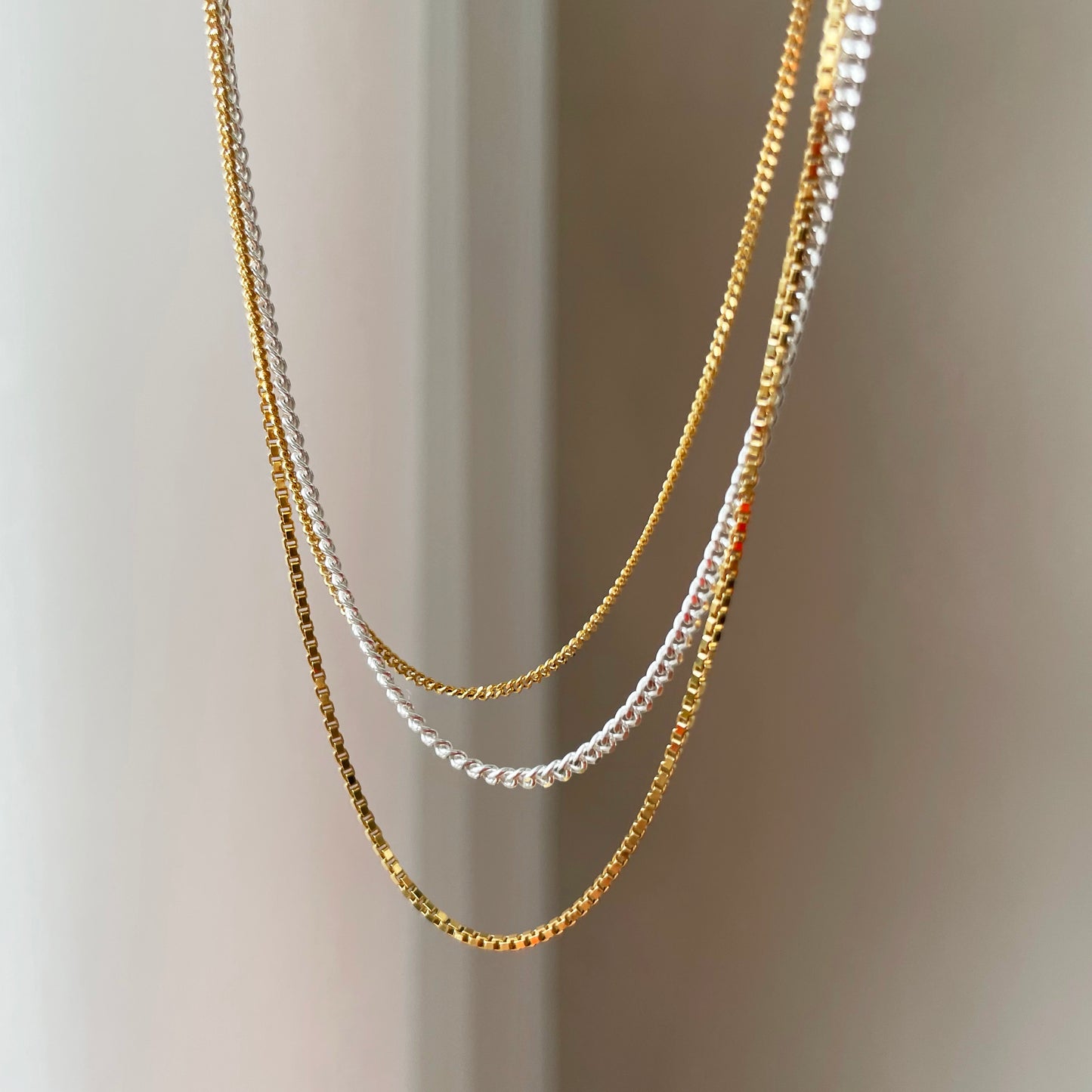 Necklace multiple trio