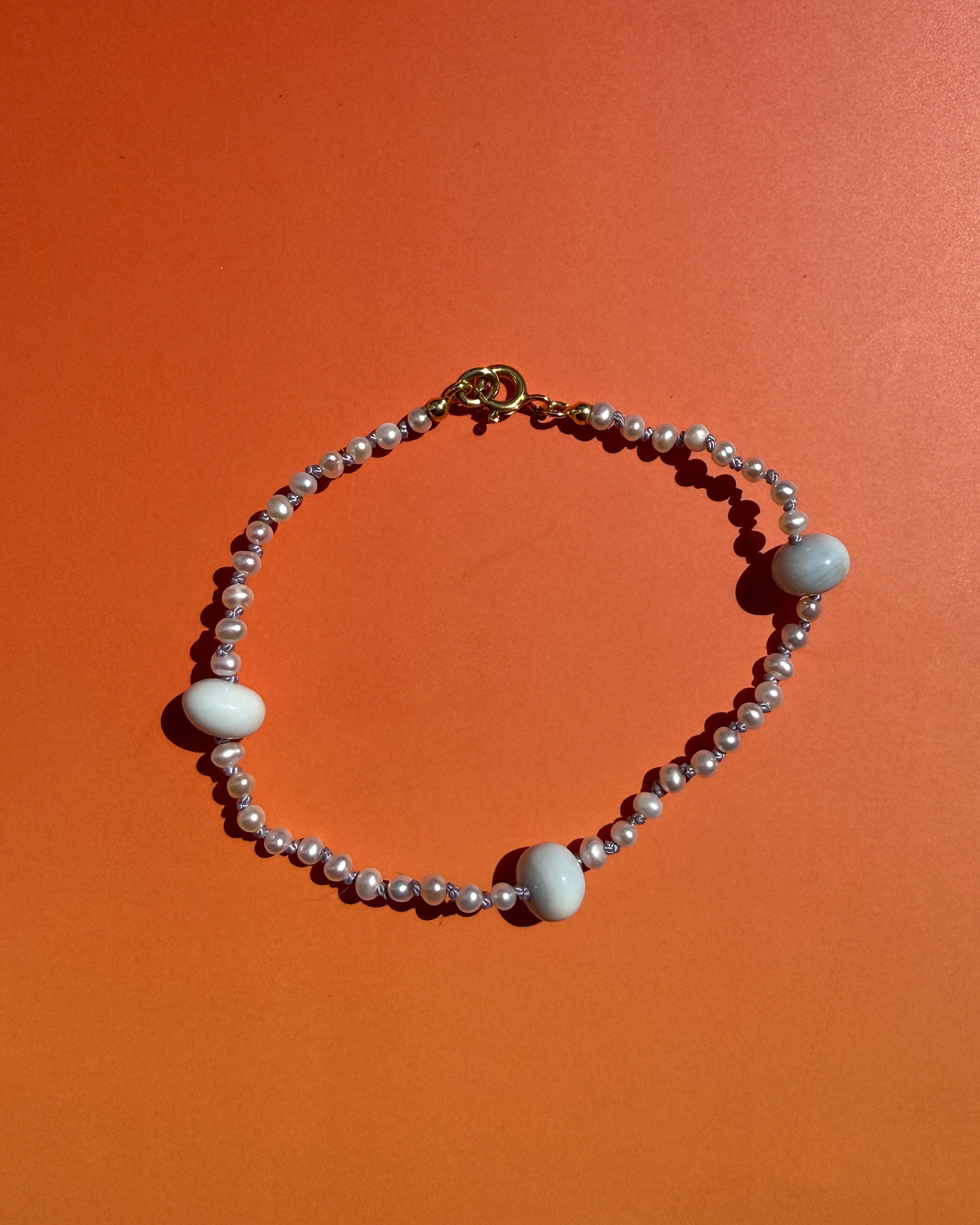Armband blue opal
