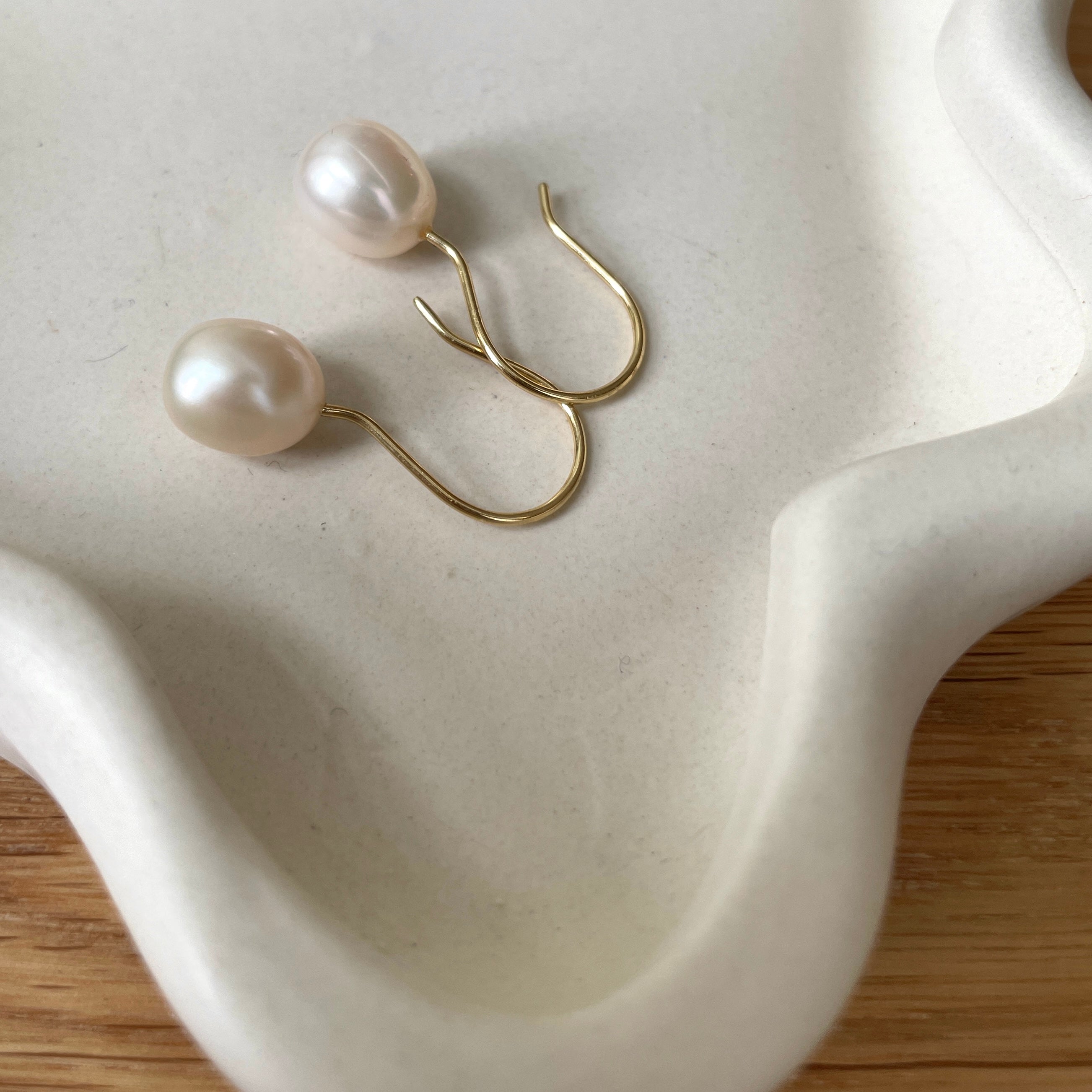 Earrings 14k sweet drop