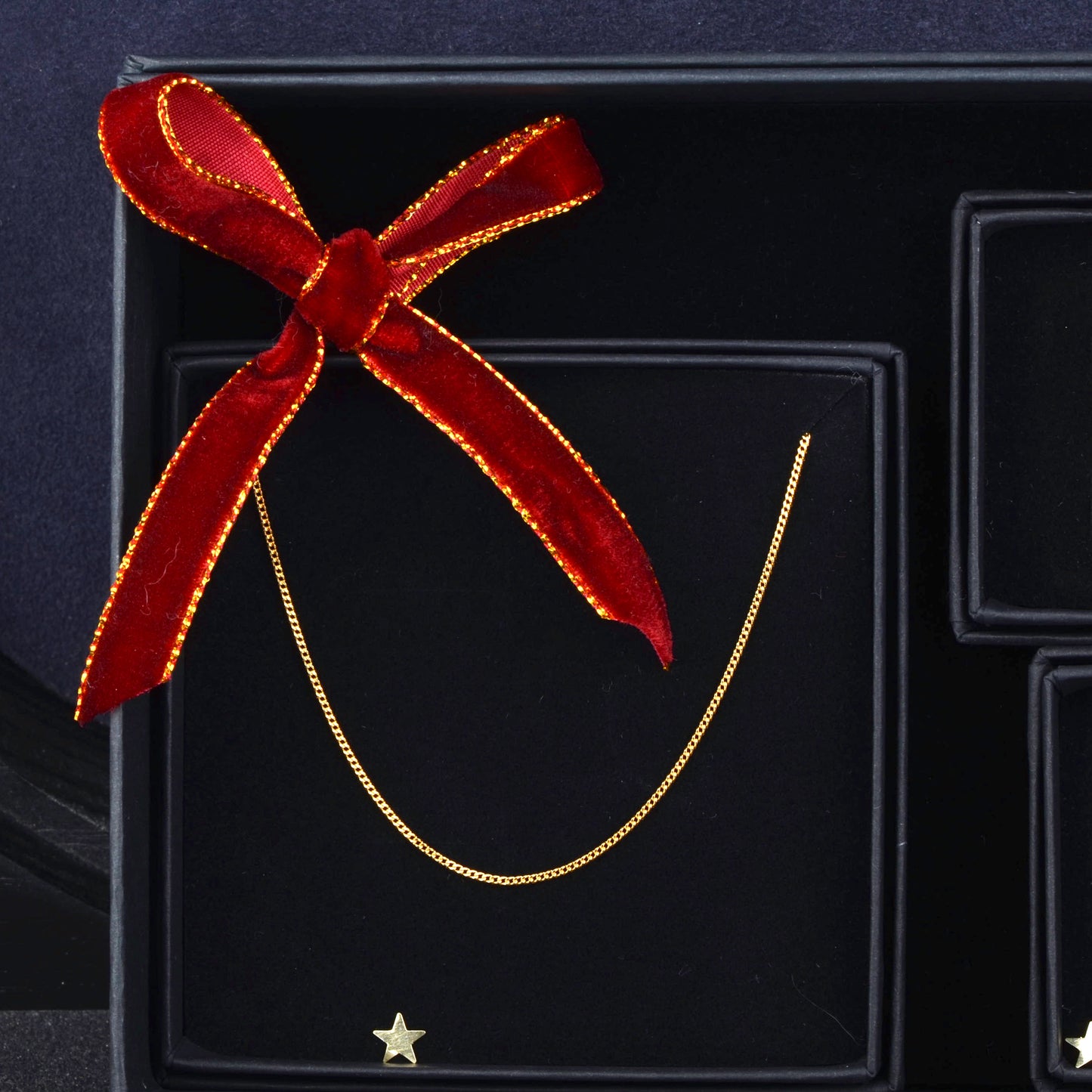 Christmas charm gift box