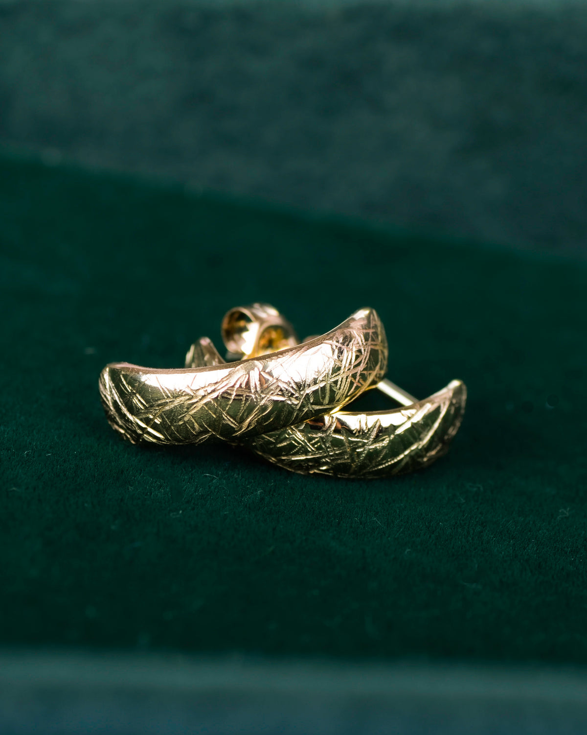 De Harriet Tubman oorbellen 14k