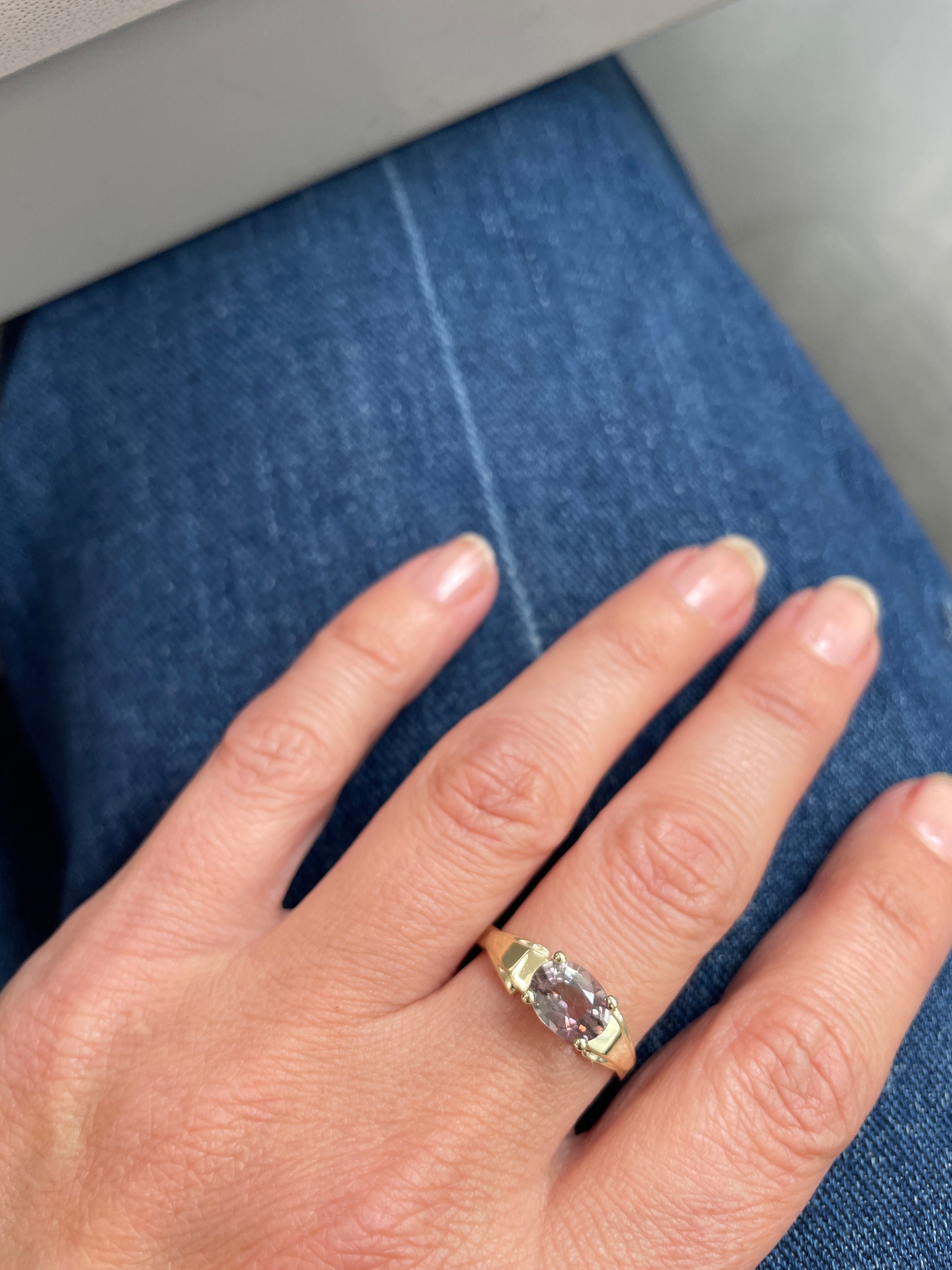Ring 14k queen