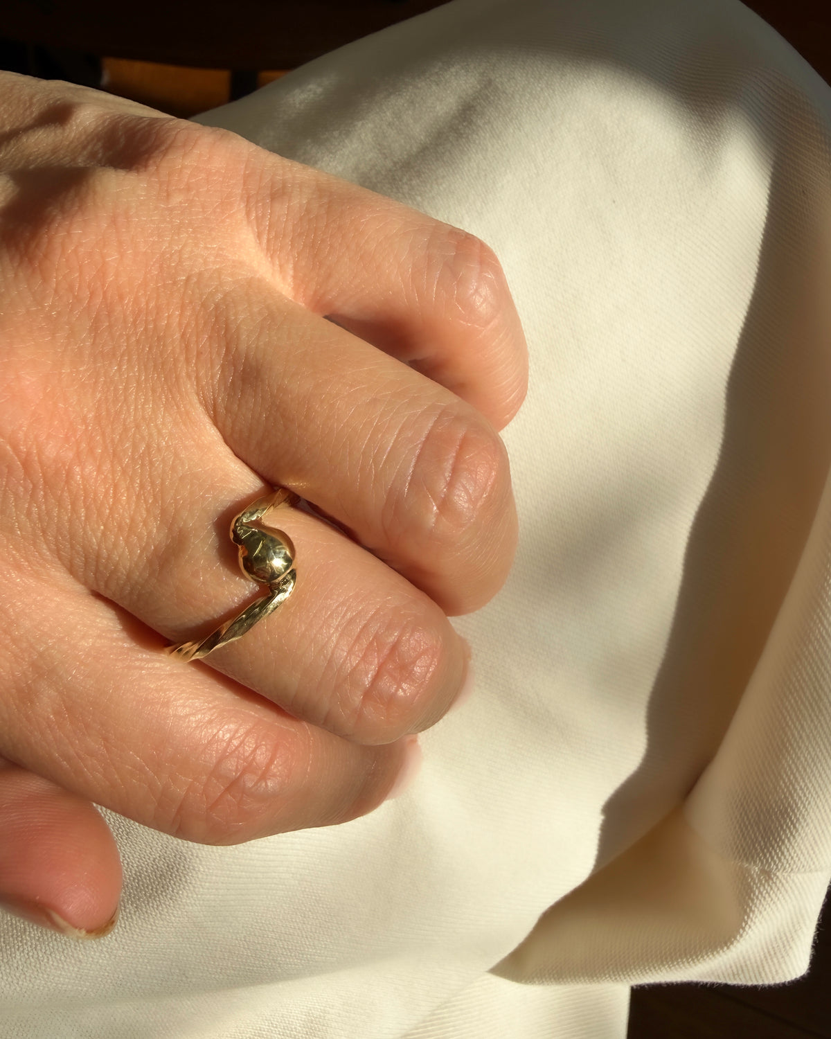 De Simone de Beauvoir ring 14k