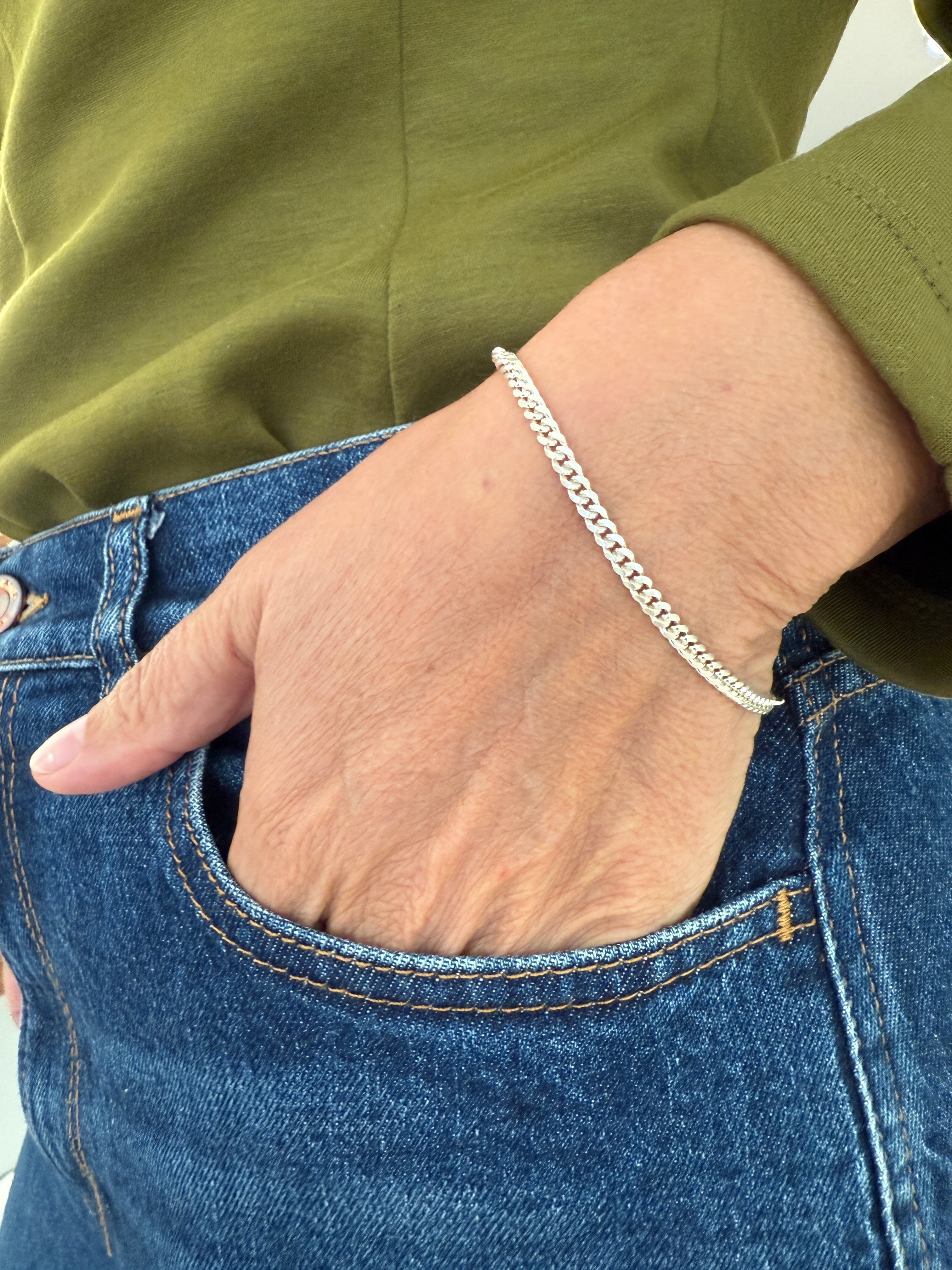 Armband day