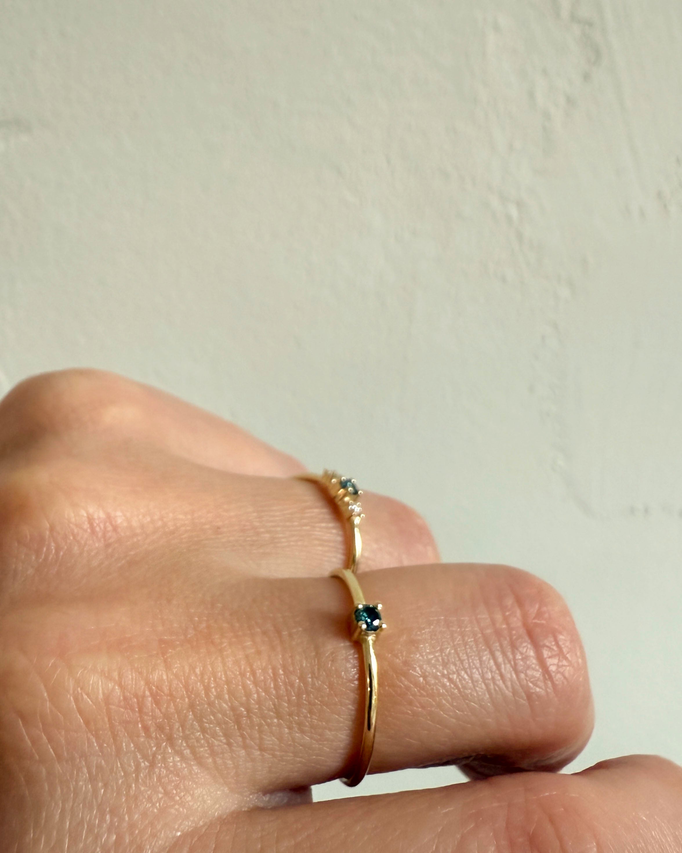 Deep blue grace ring 14k