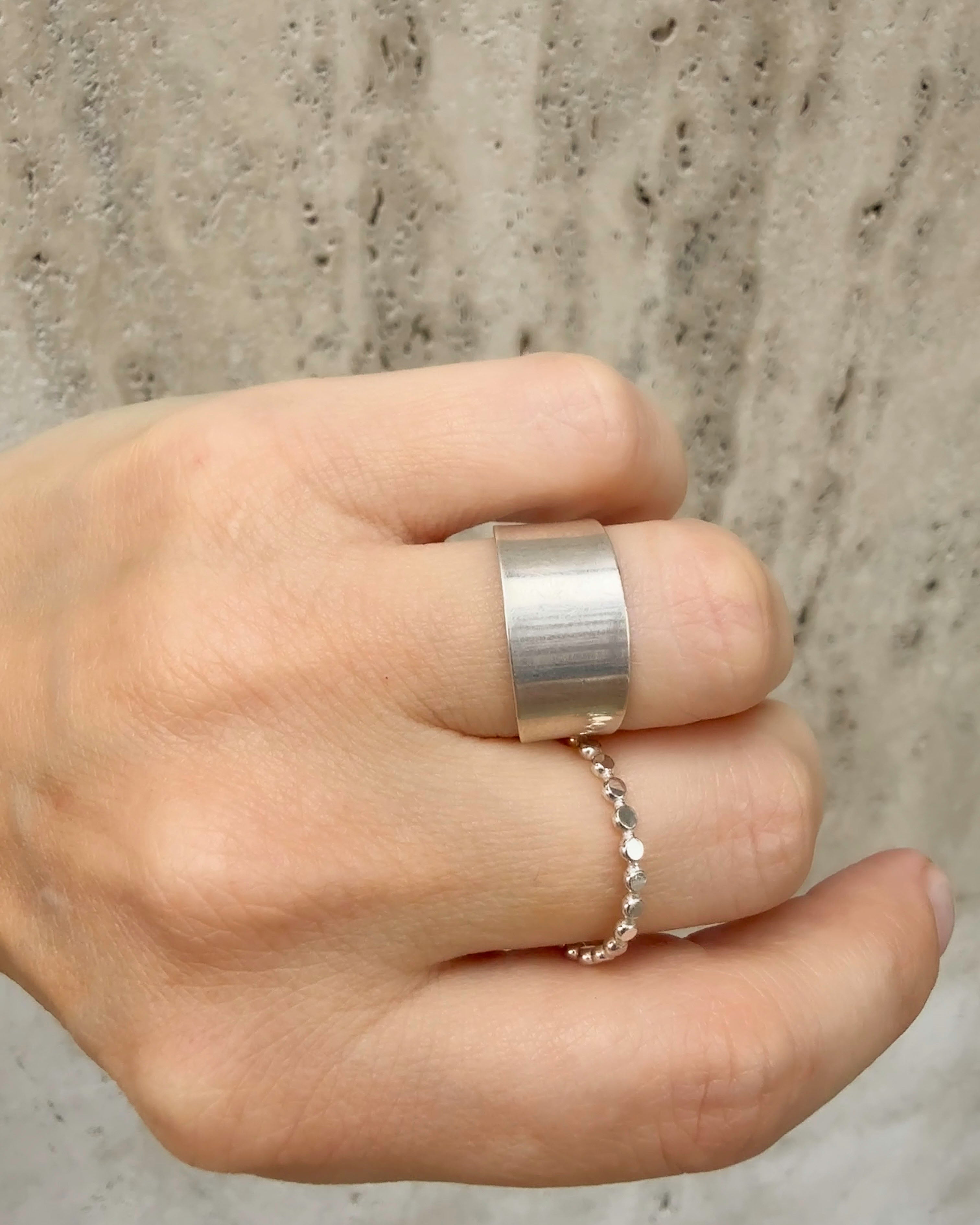 Ring aida