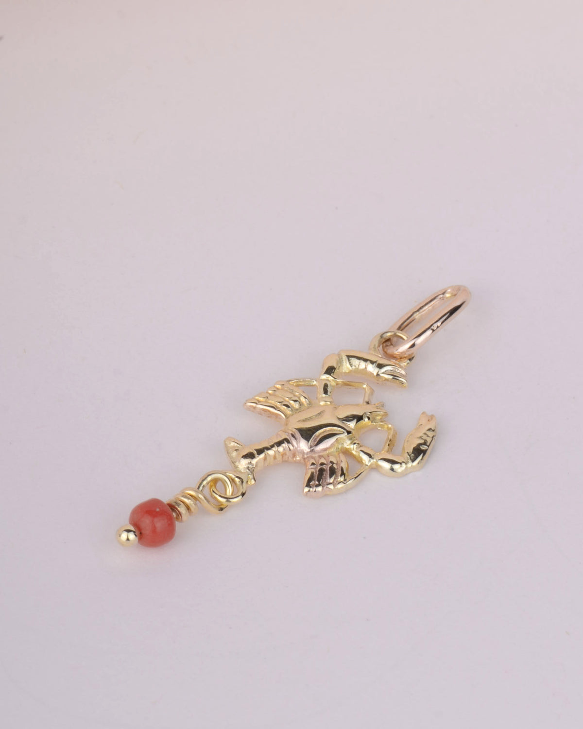 De Alexandra David-Néel hanger 14k