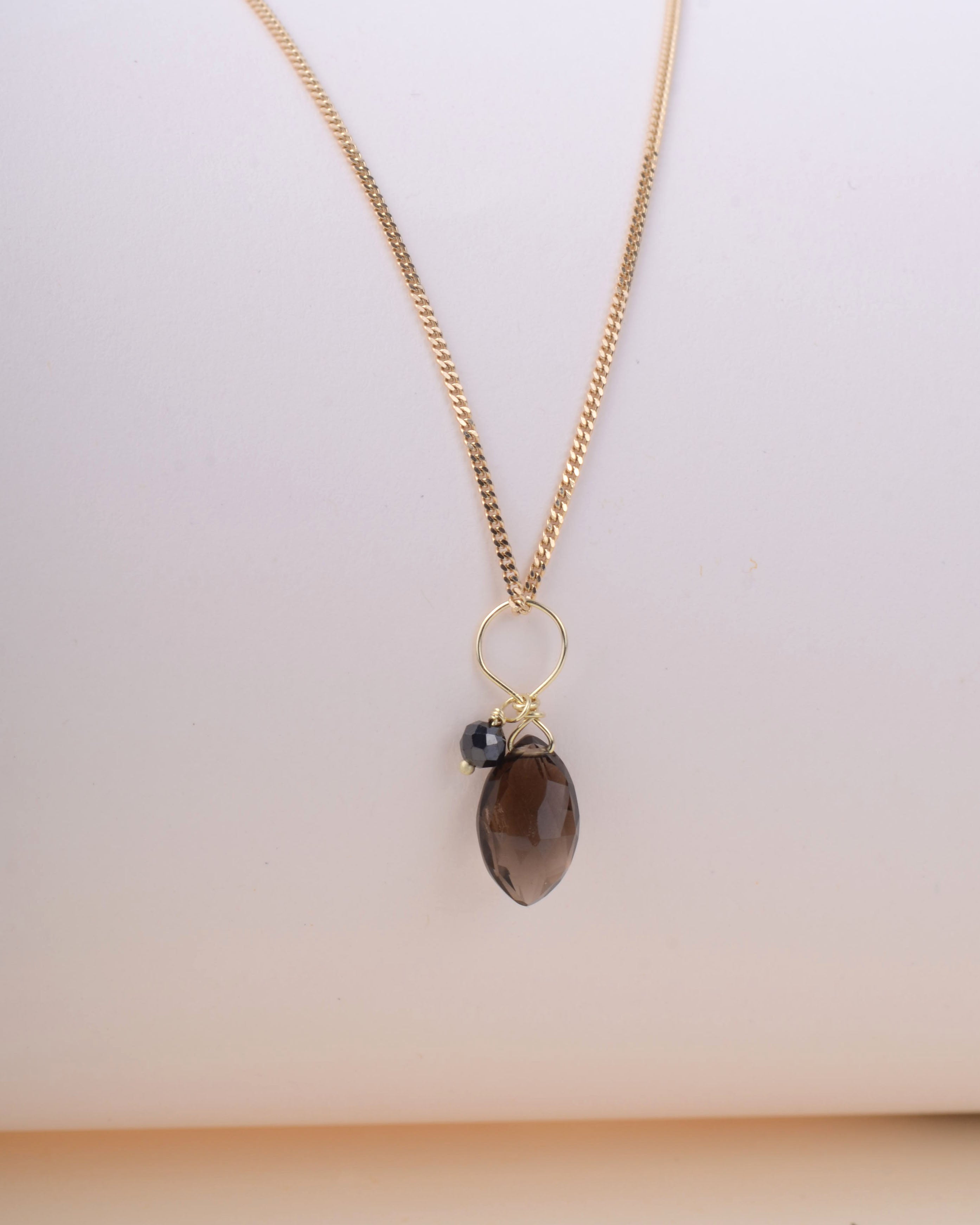 Hanger 14k quartz