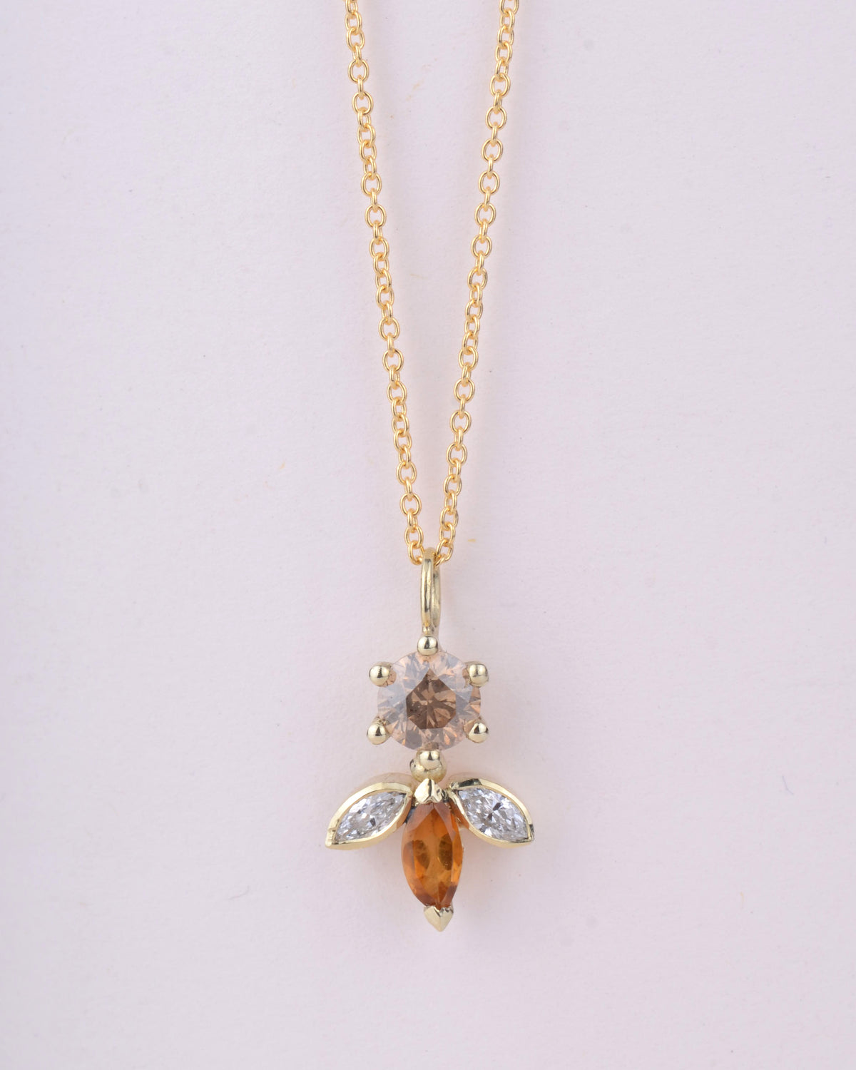 Nature’s whisper ketting 14k