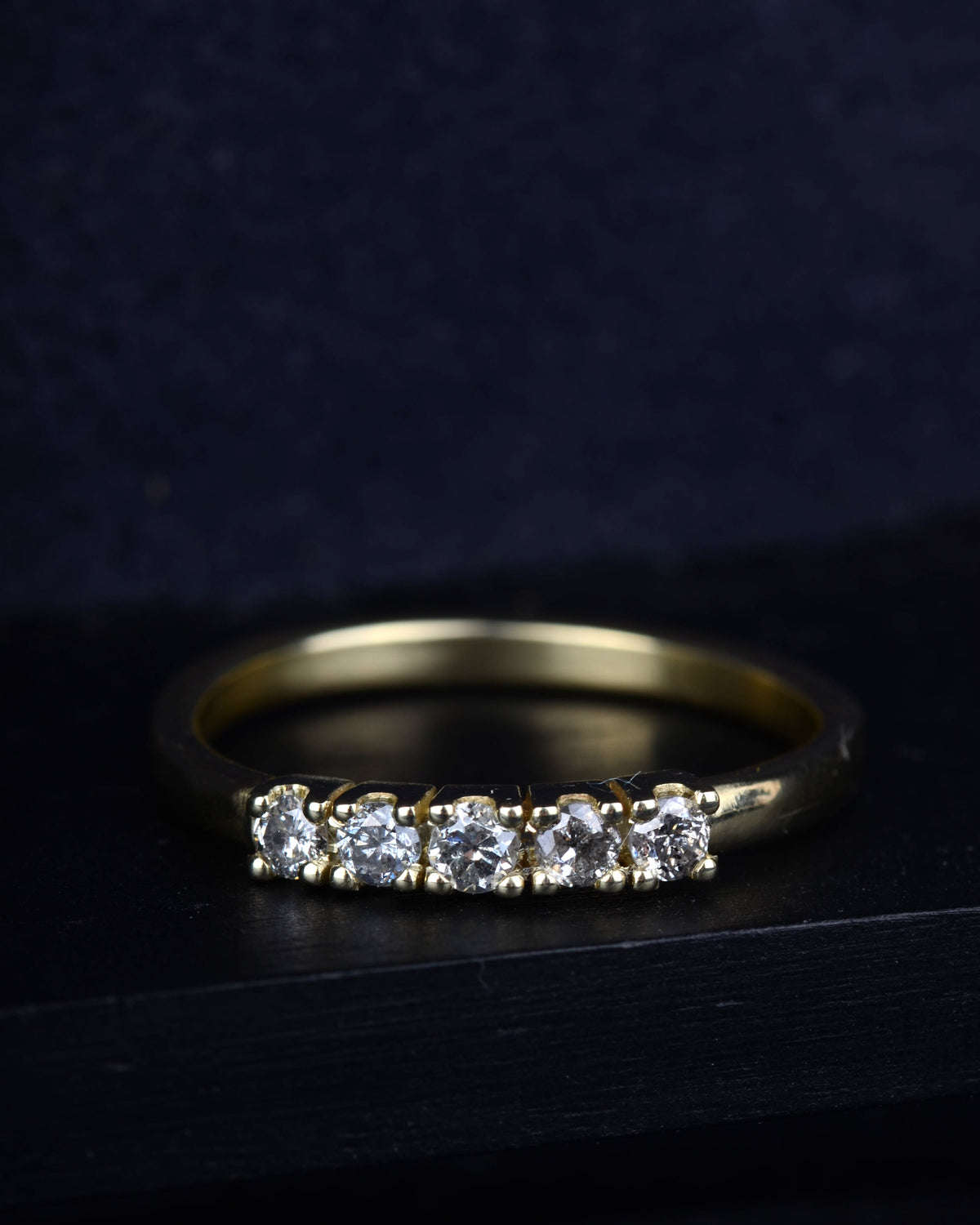 Ring frost 14k