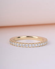 Shine bright alliance ring 14k