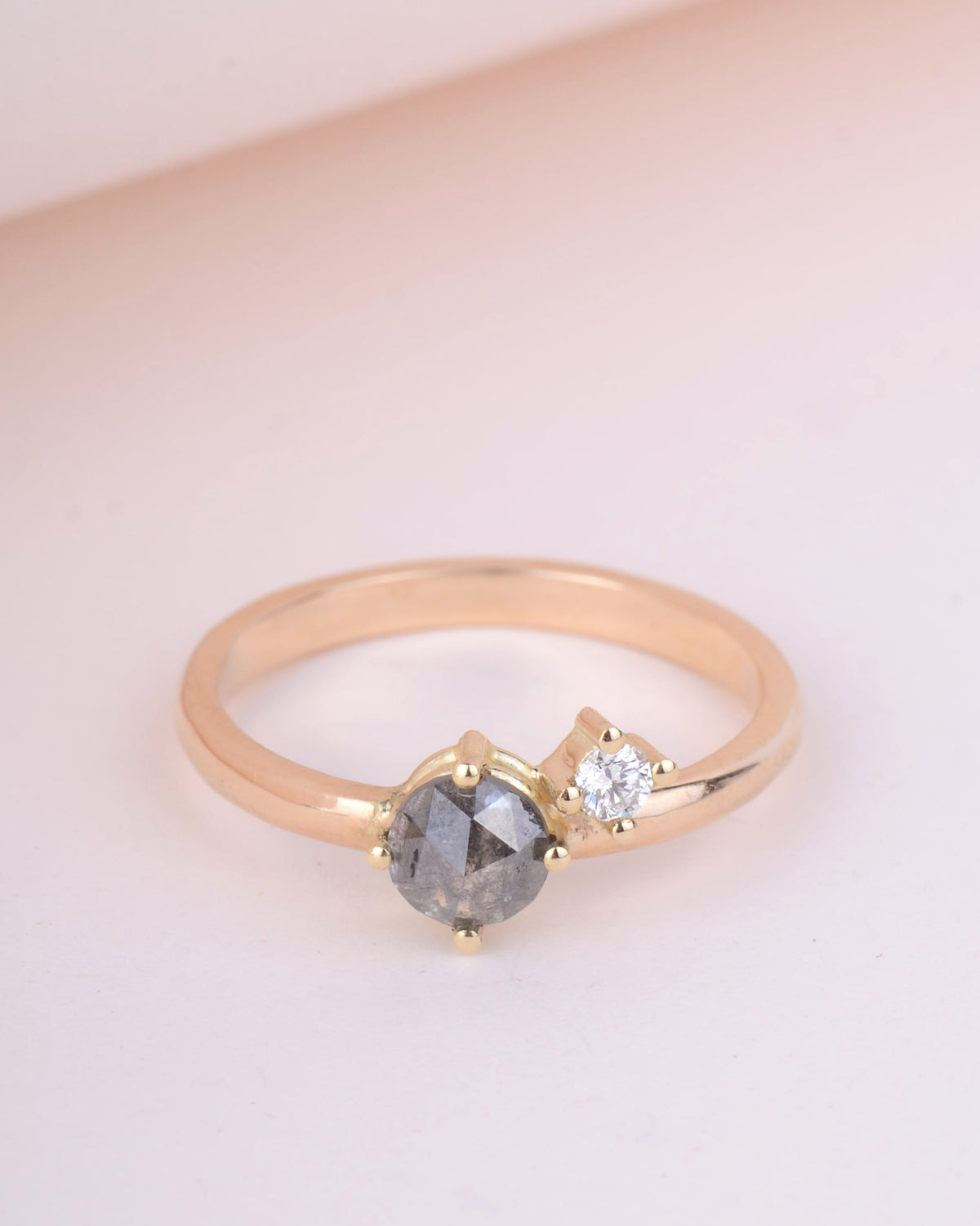Stardust ring 14k