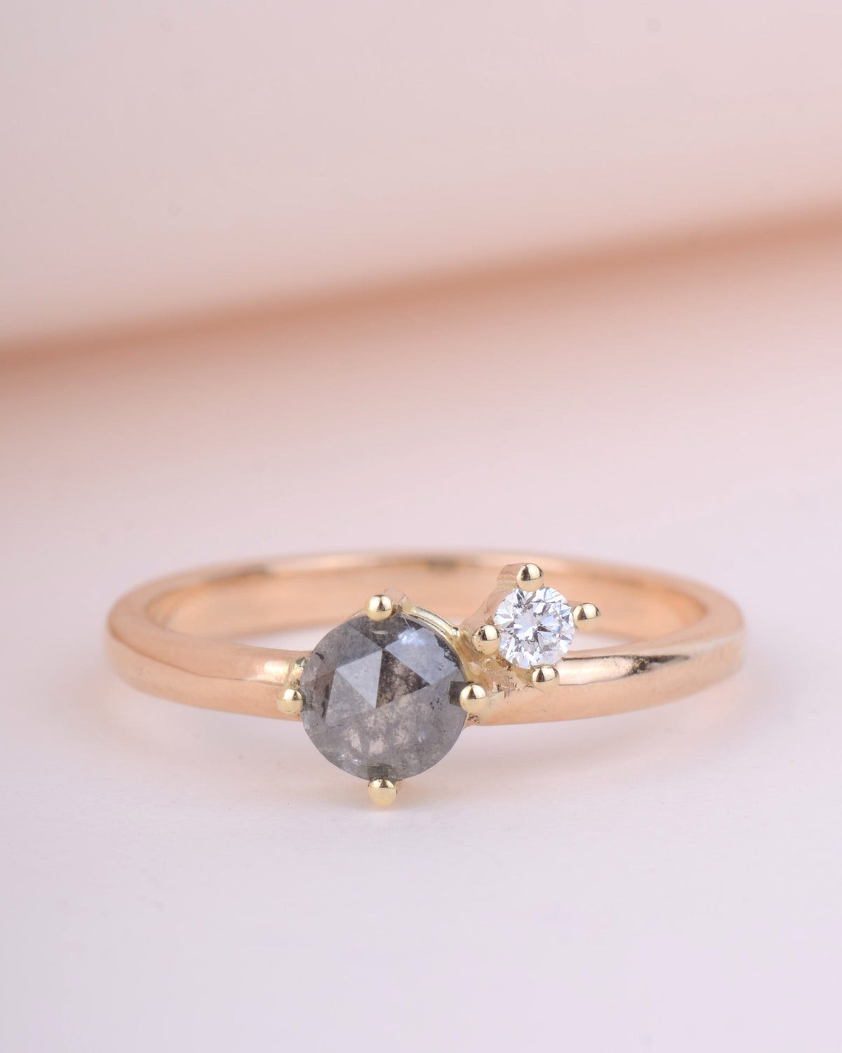 Stardust ring 14k