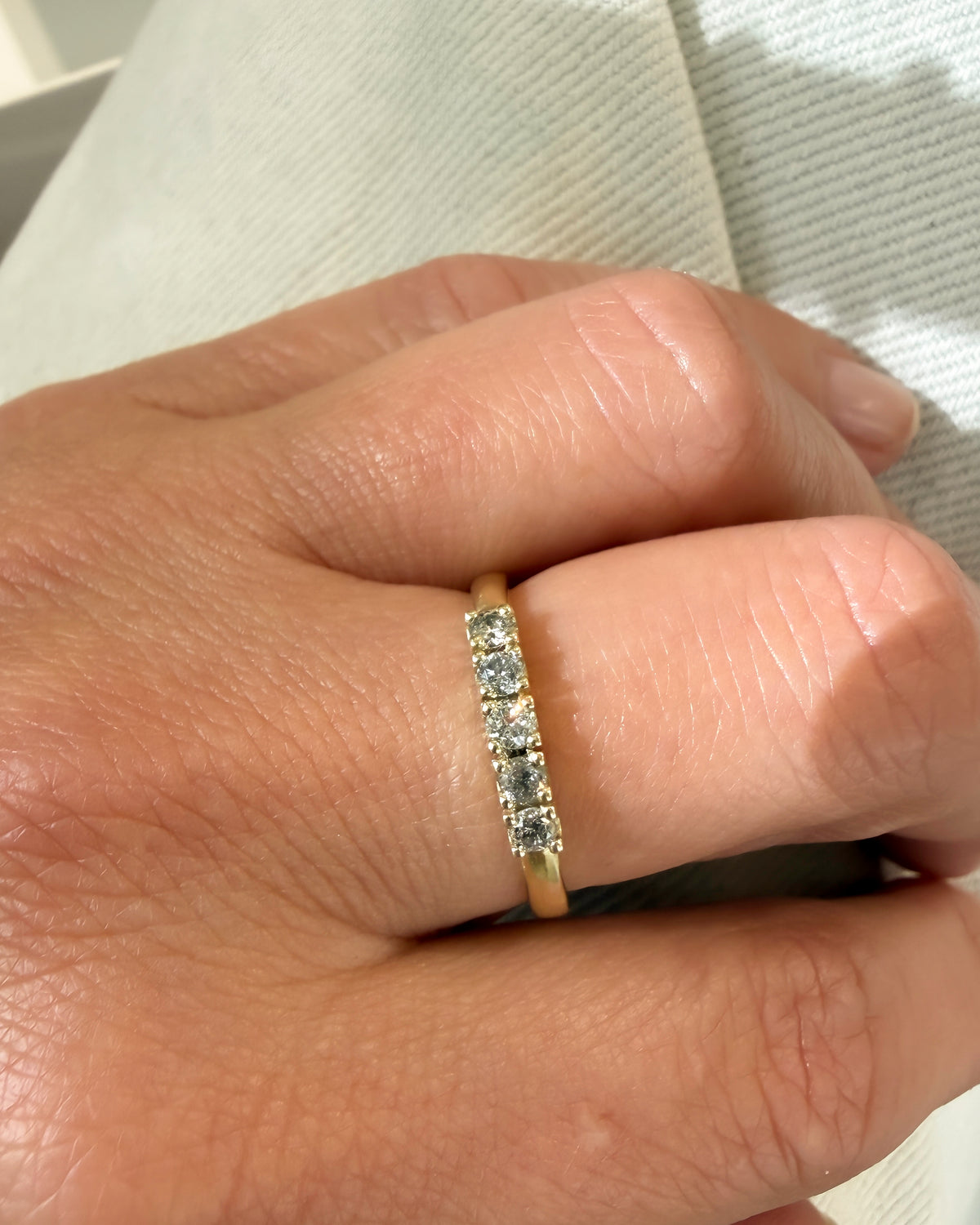 Ring frost 14k