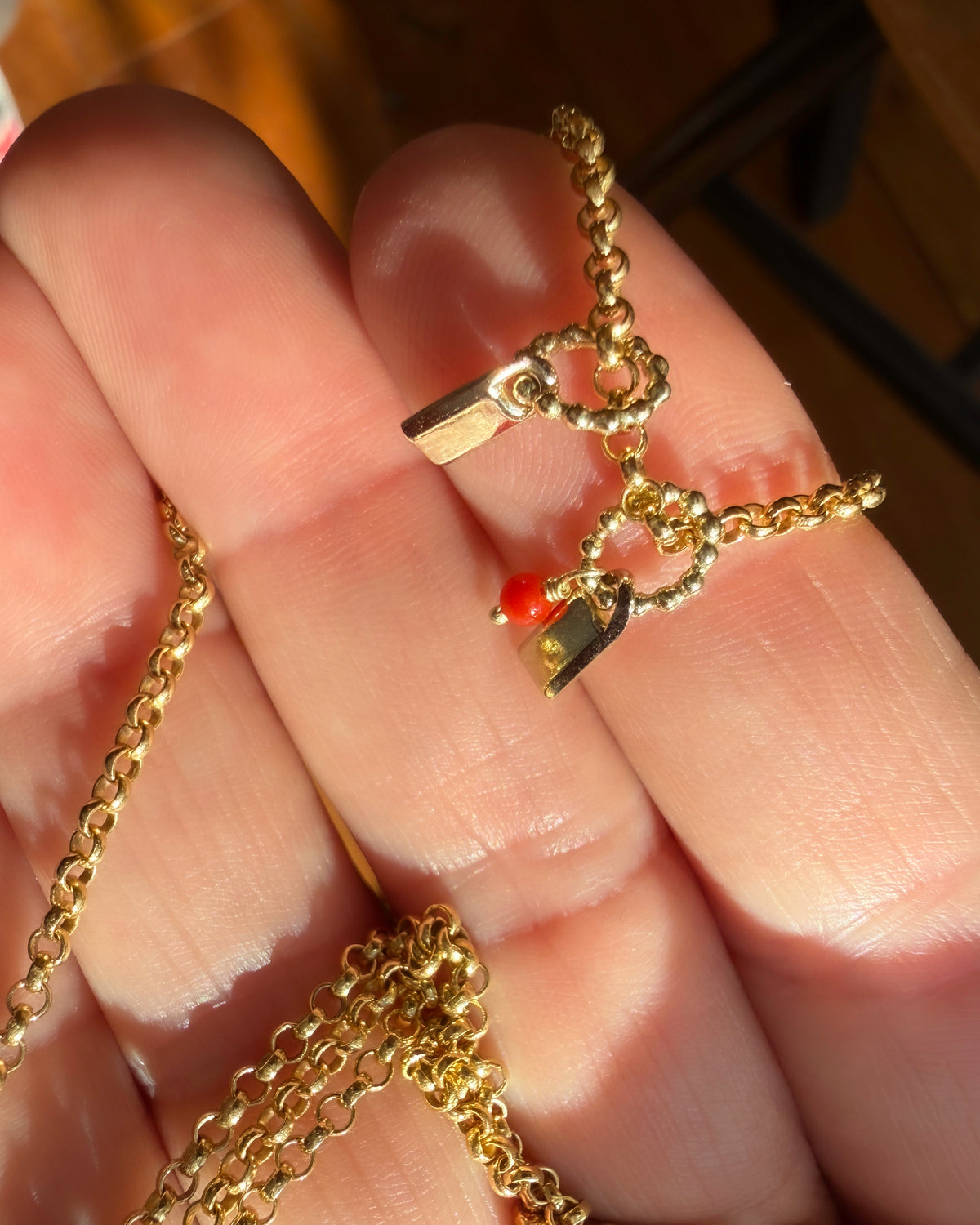 De Chien-Shiung hanger 14k