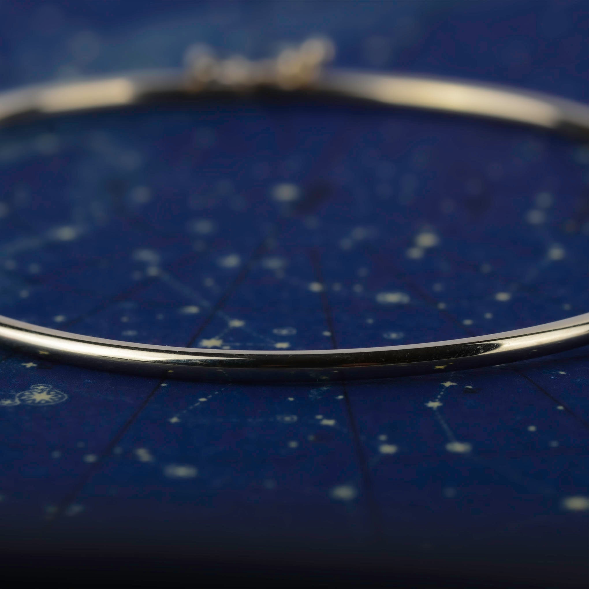 Bracelet 14k bangle