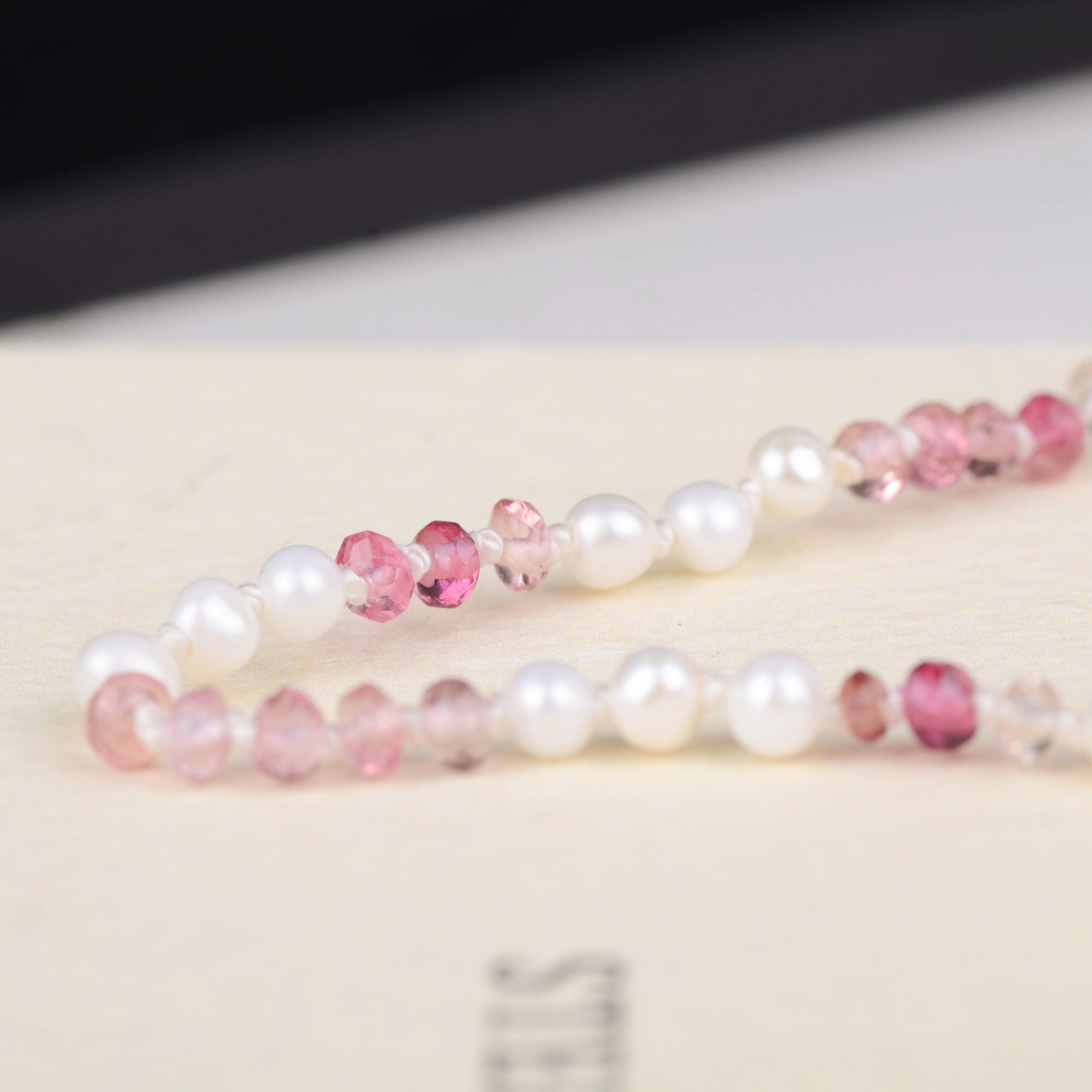 Bracelet 14k watermelon pearls