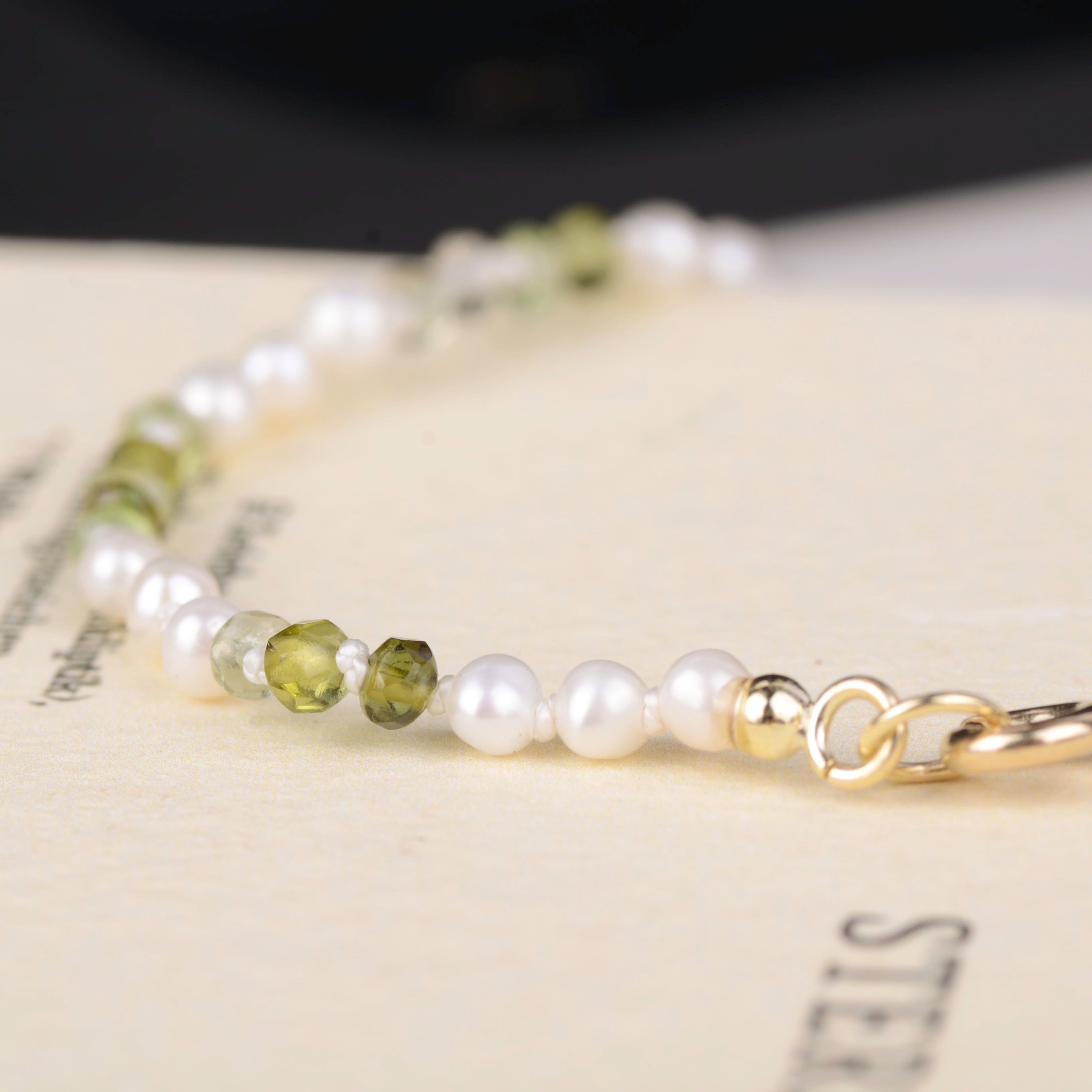 Bracelet 14k watermelon pearls