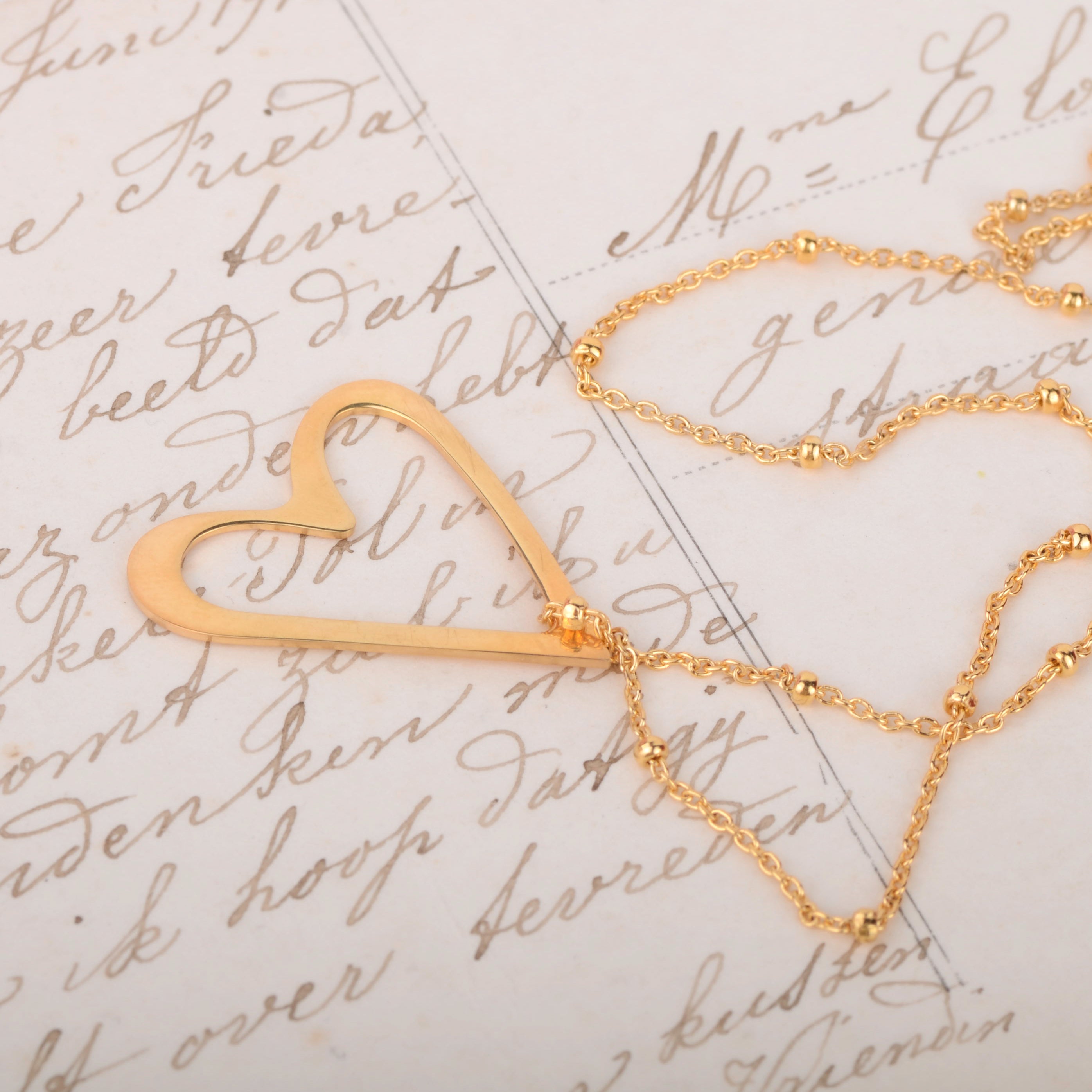 Hanger love stories