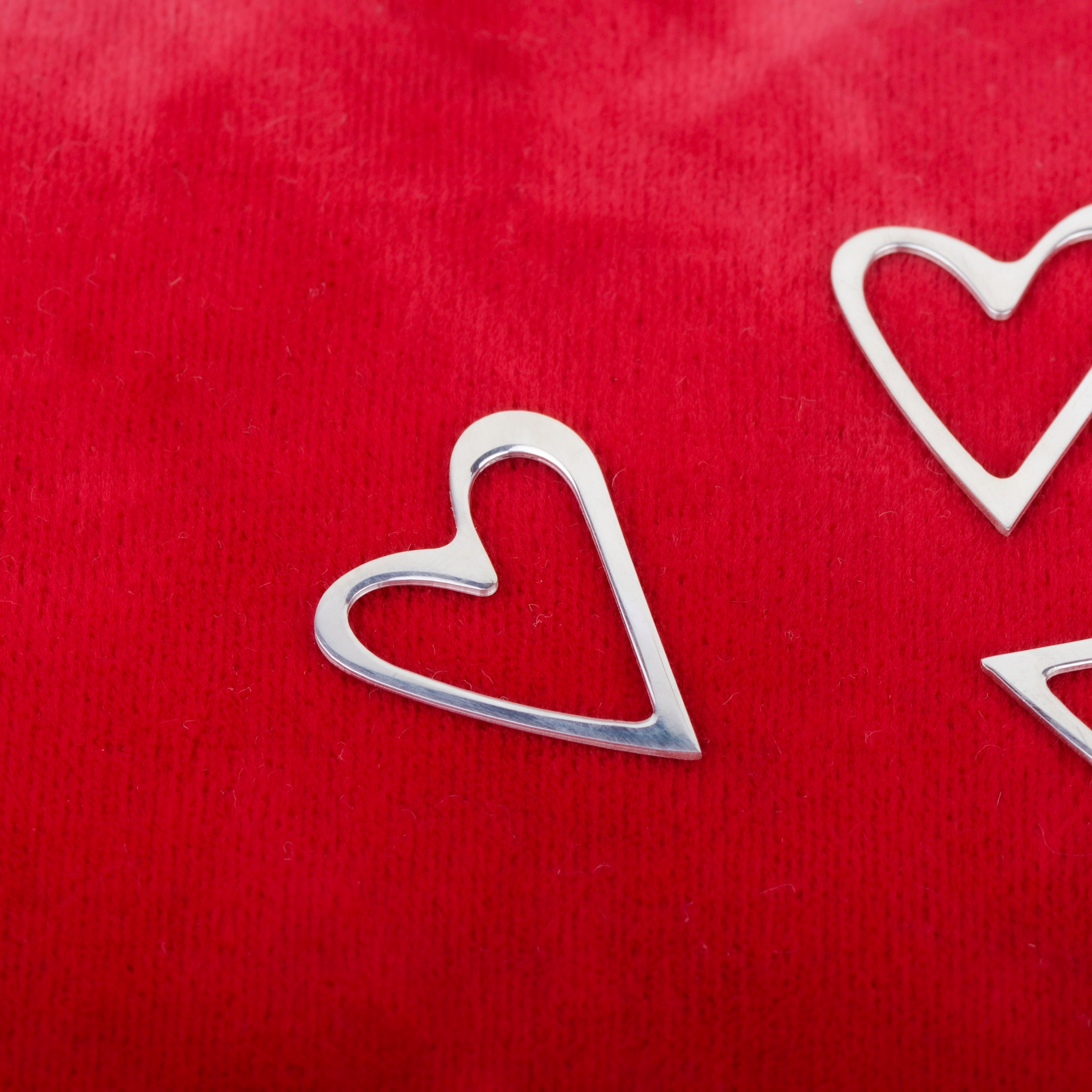 Hanger love stories