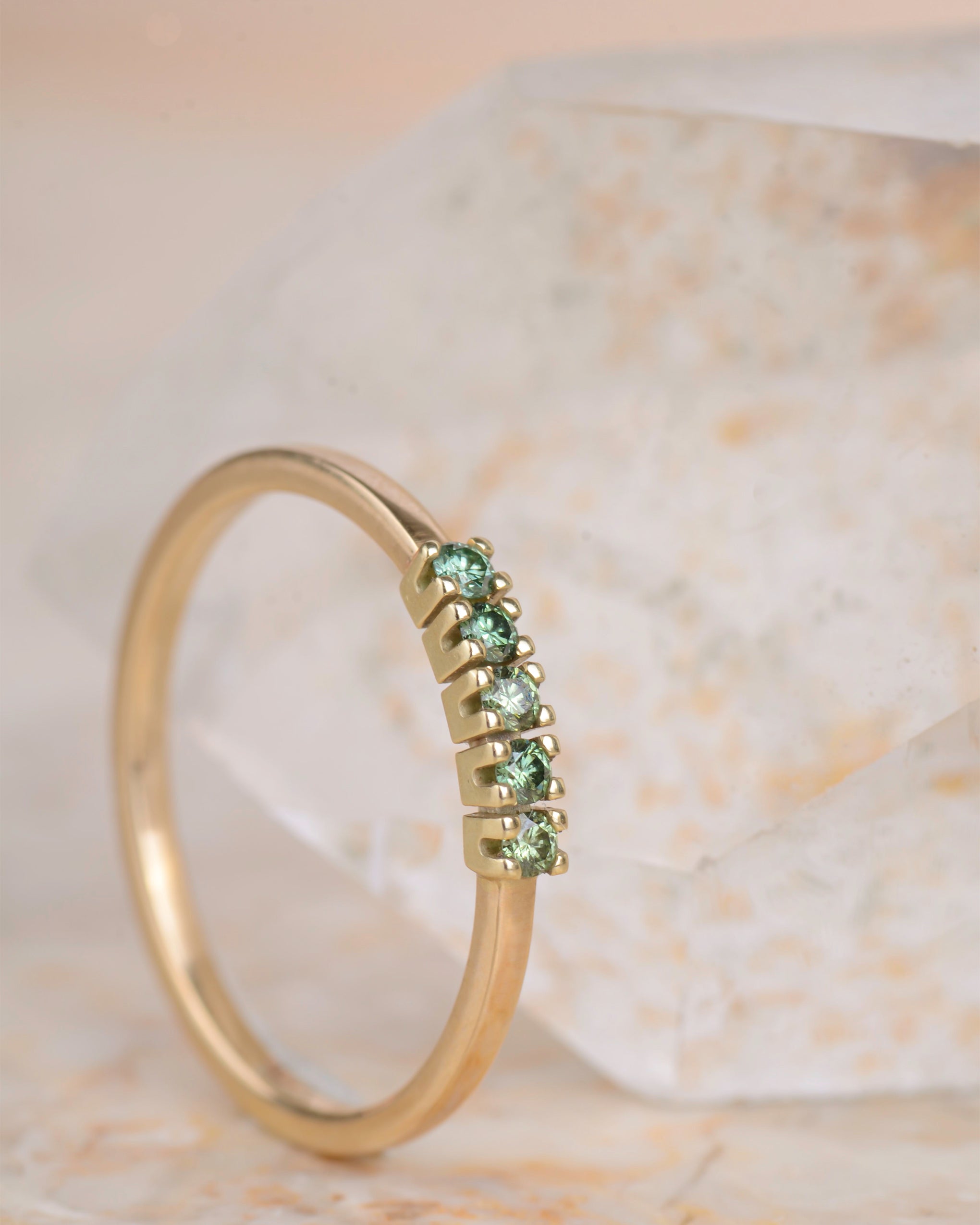 Ring 14k apple green