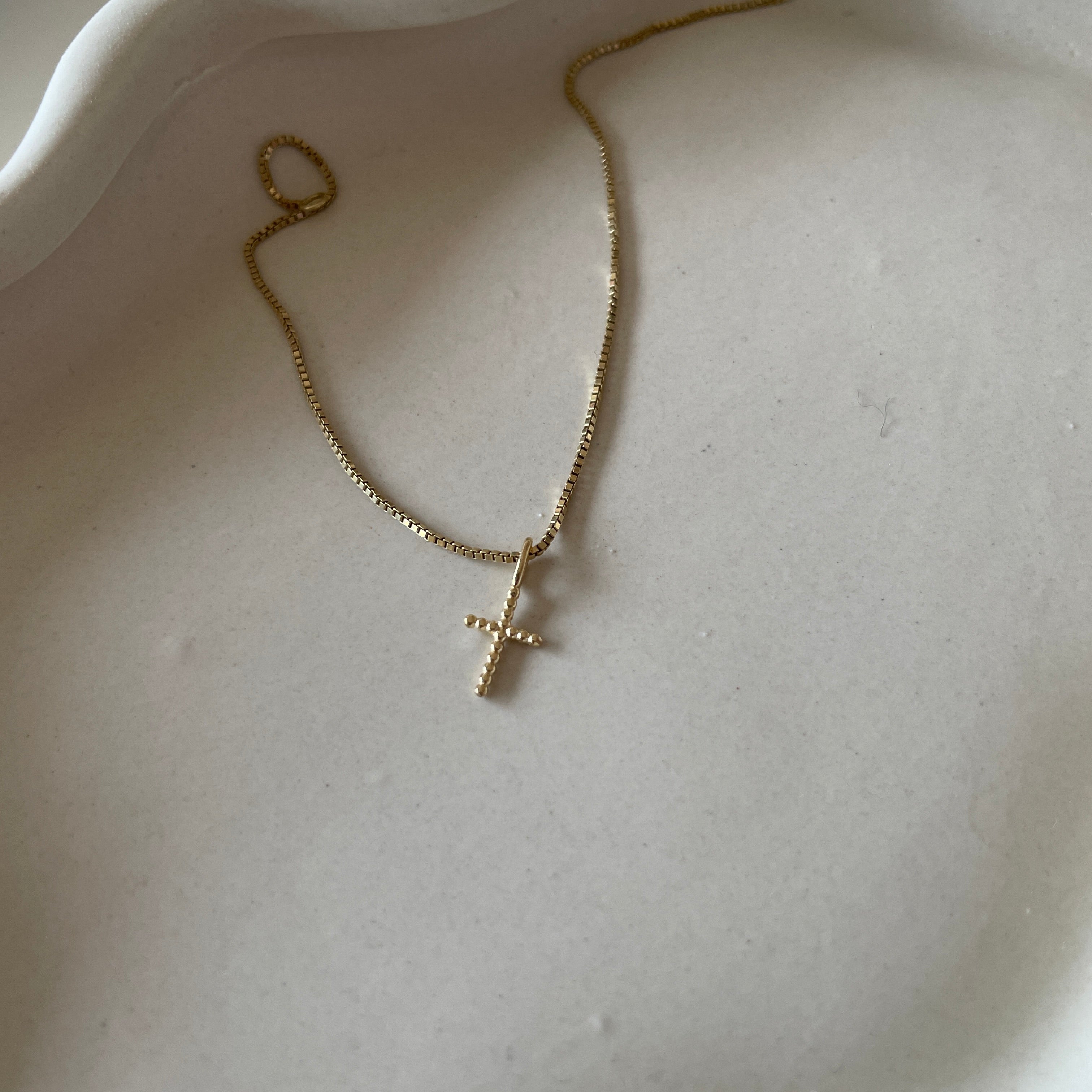 Hanger 14k believe