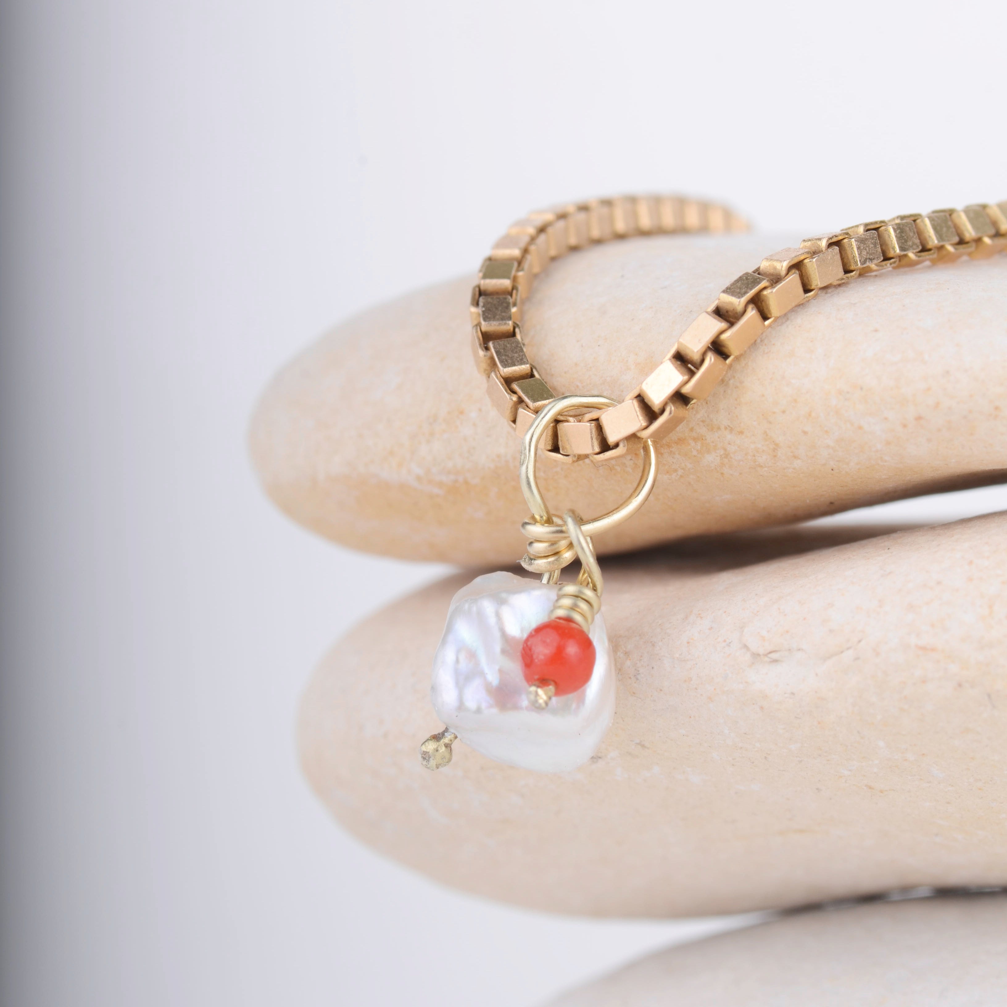 Pendant 14k coral cove