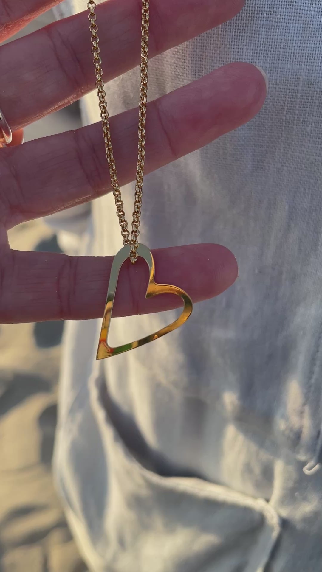 Video laden: Hanger love stories