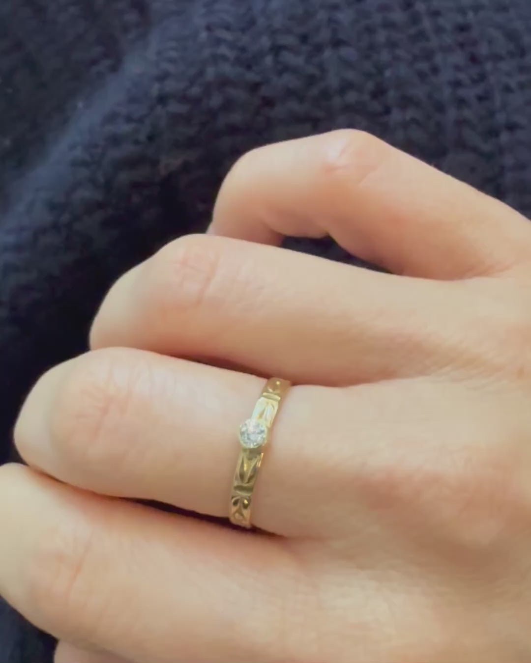 Video laden: Floral vintage ring 14k