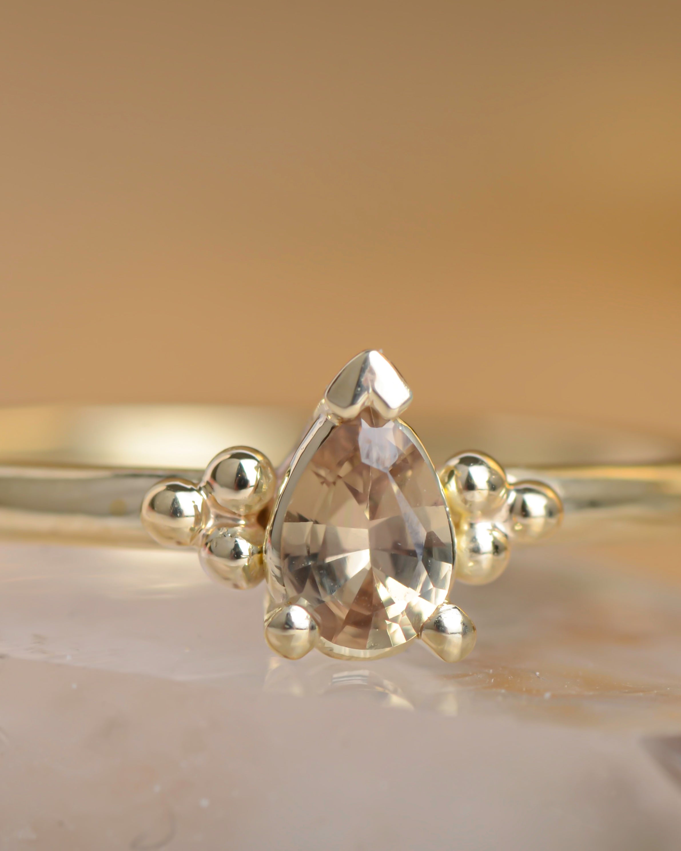 Ring 14k honey drop