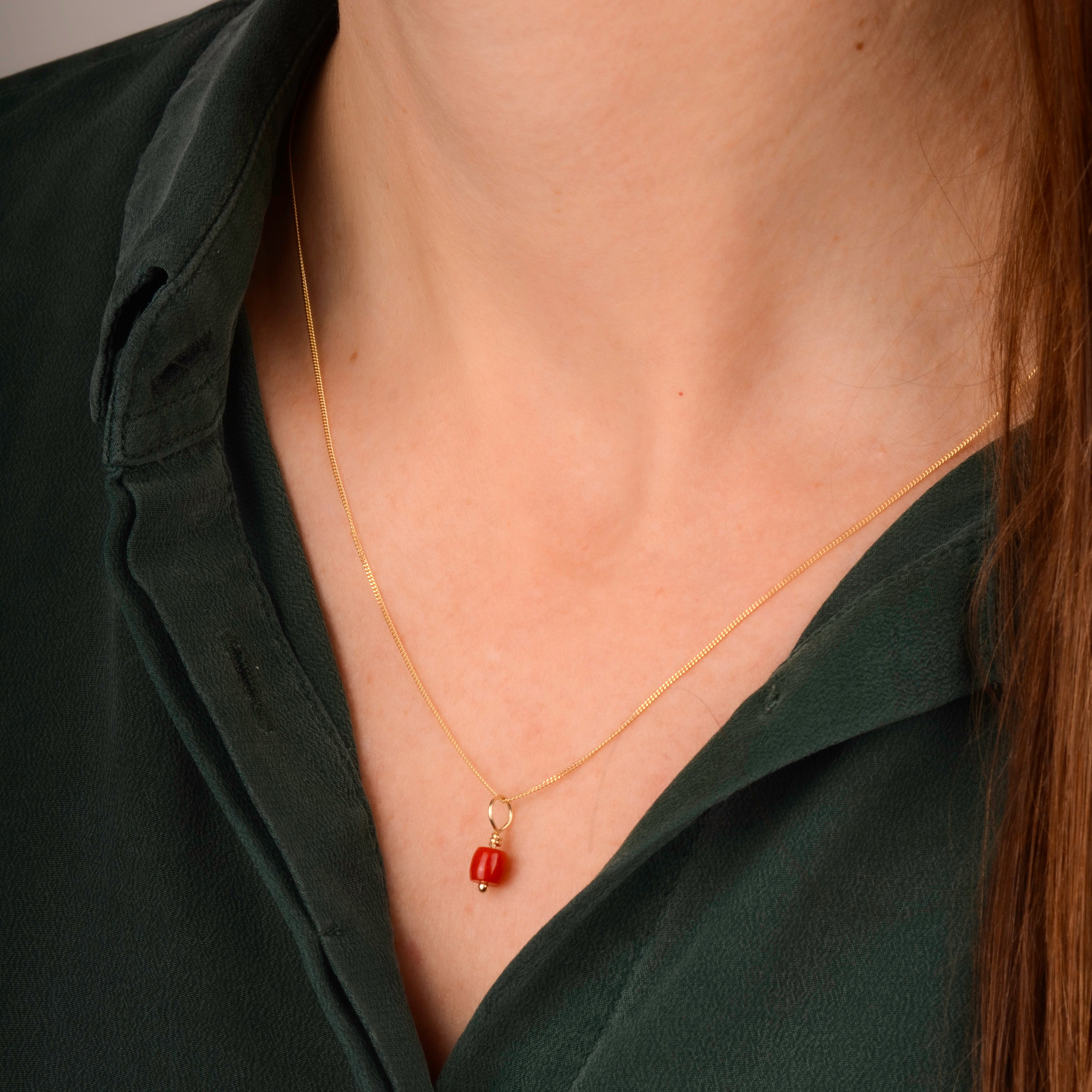 Hanger 14k red passion