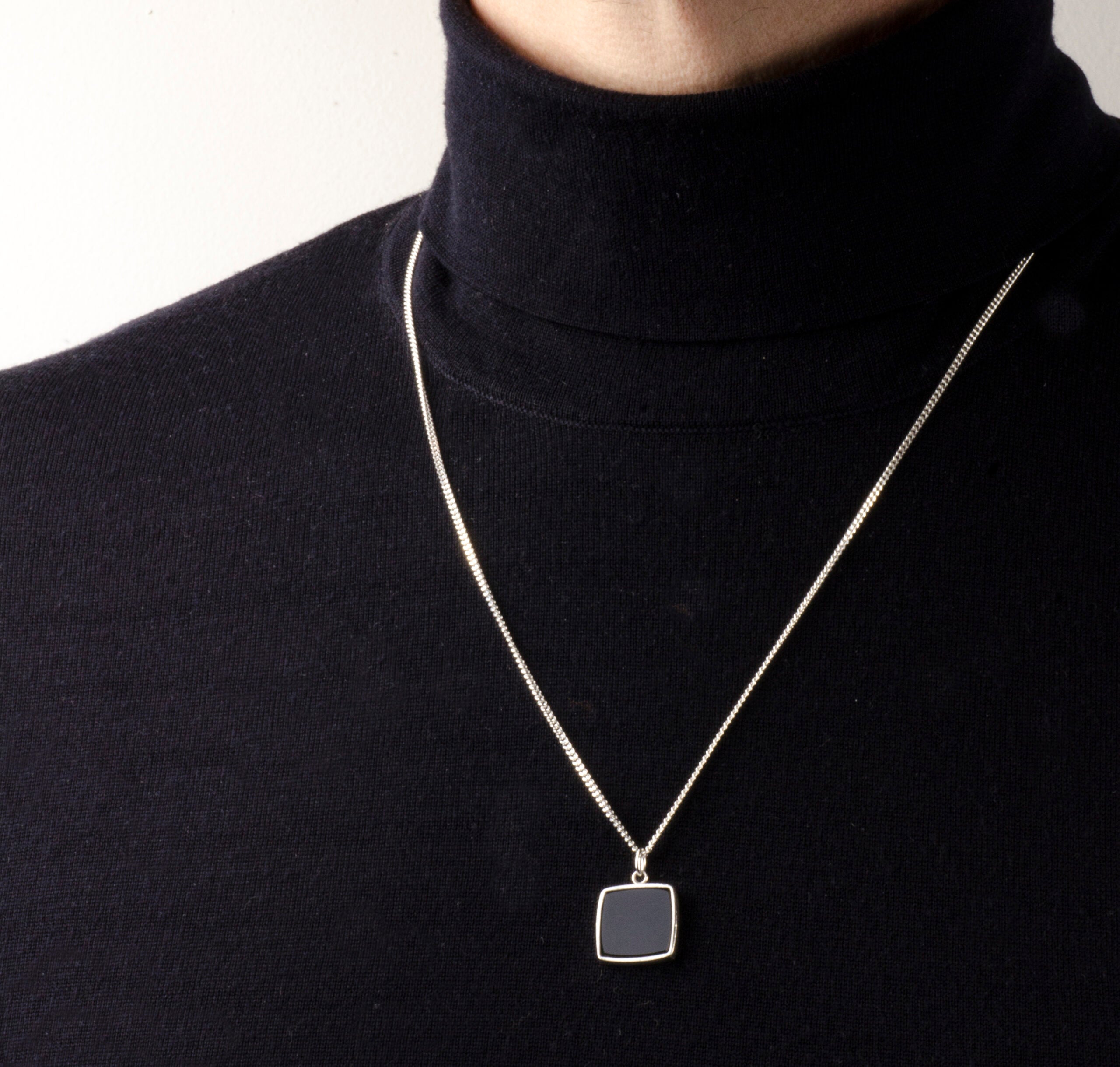 Necklace square stone