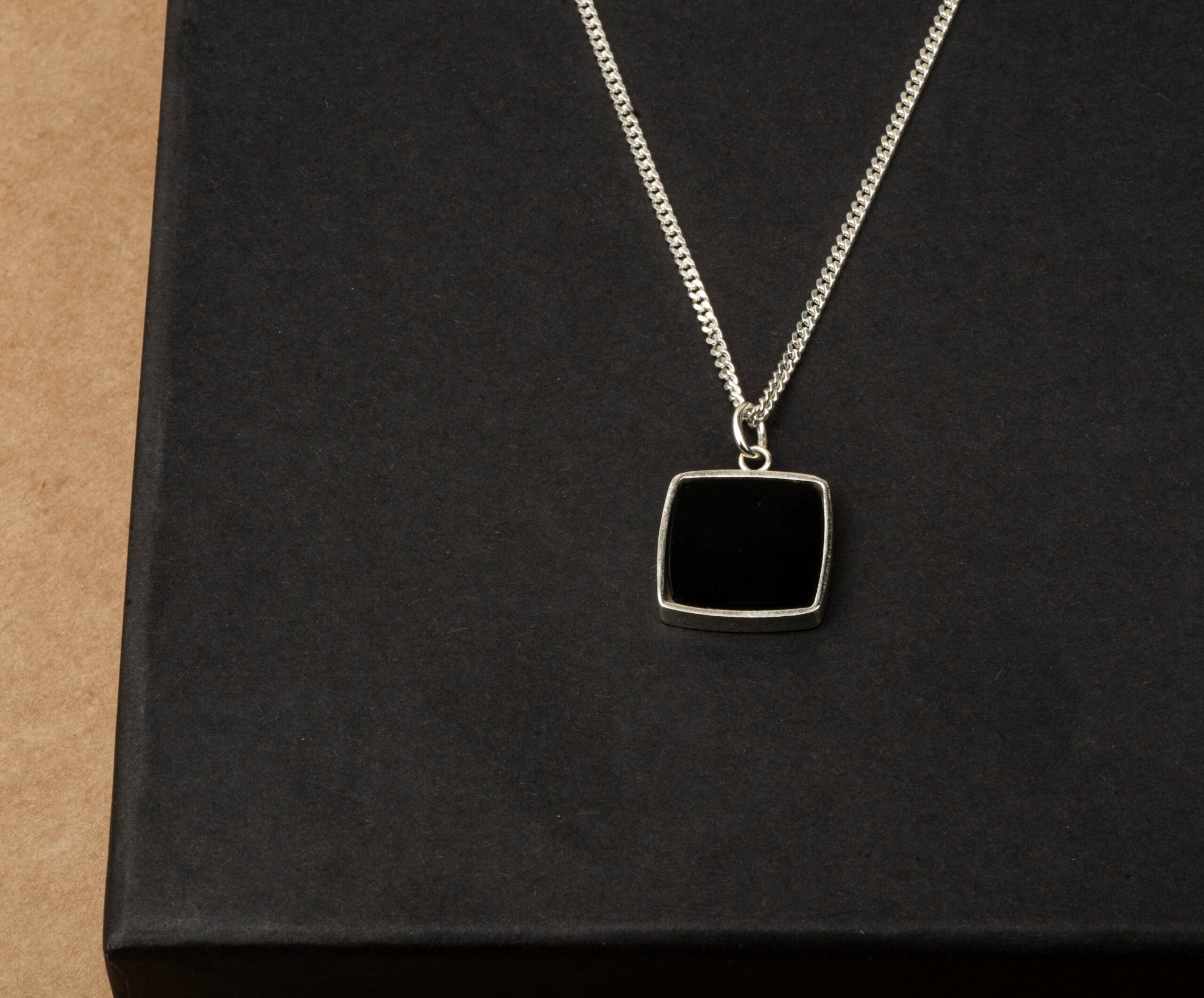 Necklace square stone