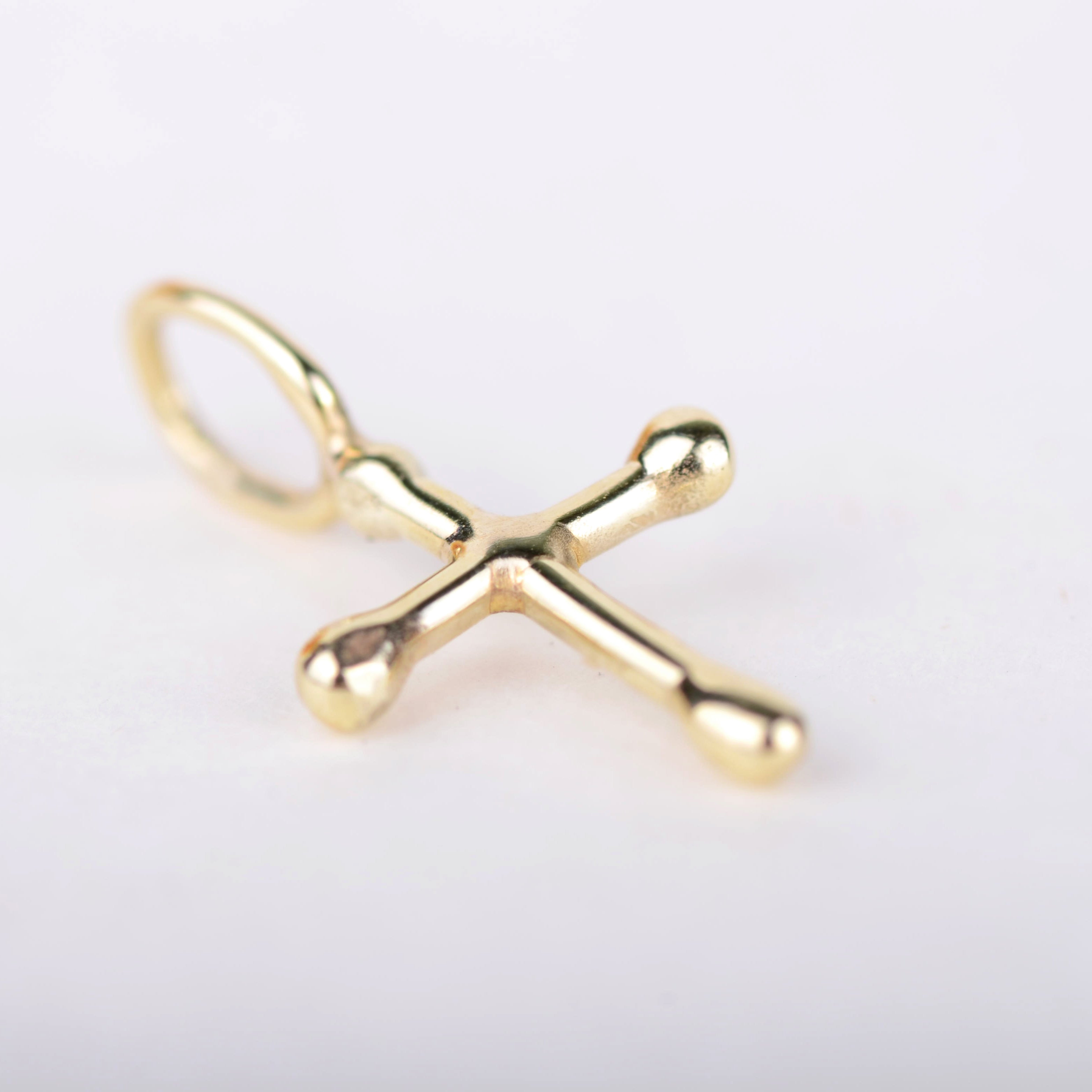Hanger 14k believe