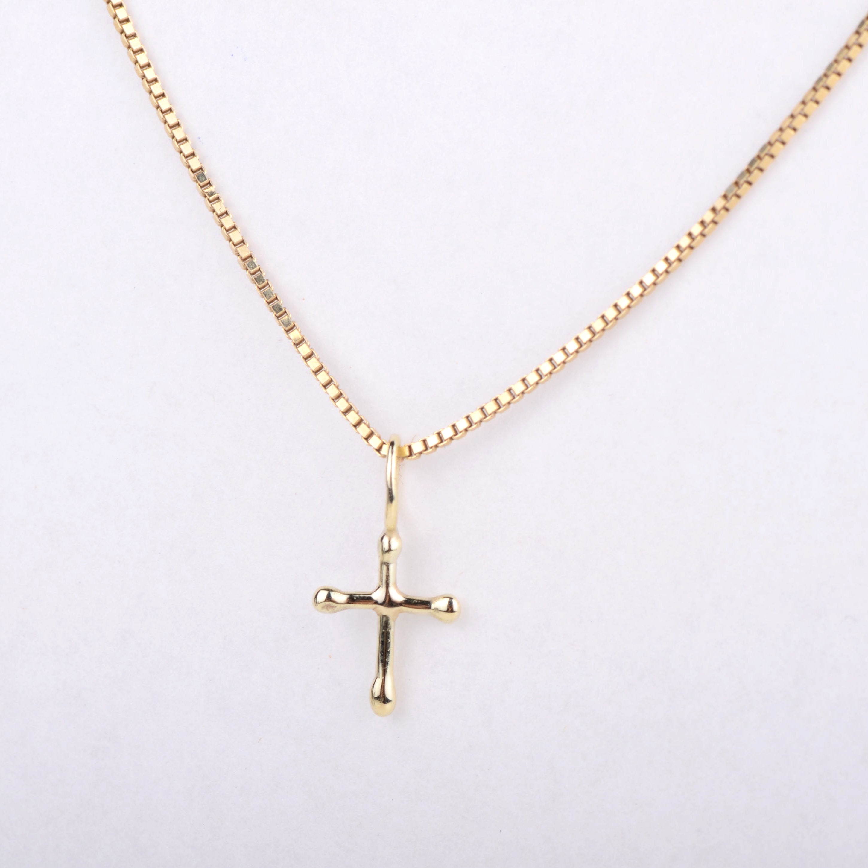 Hanger 14k believe