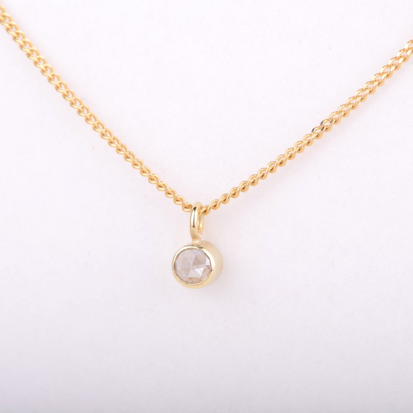 Necklace 14k in the name of the rose