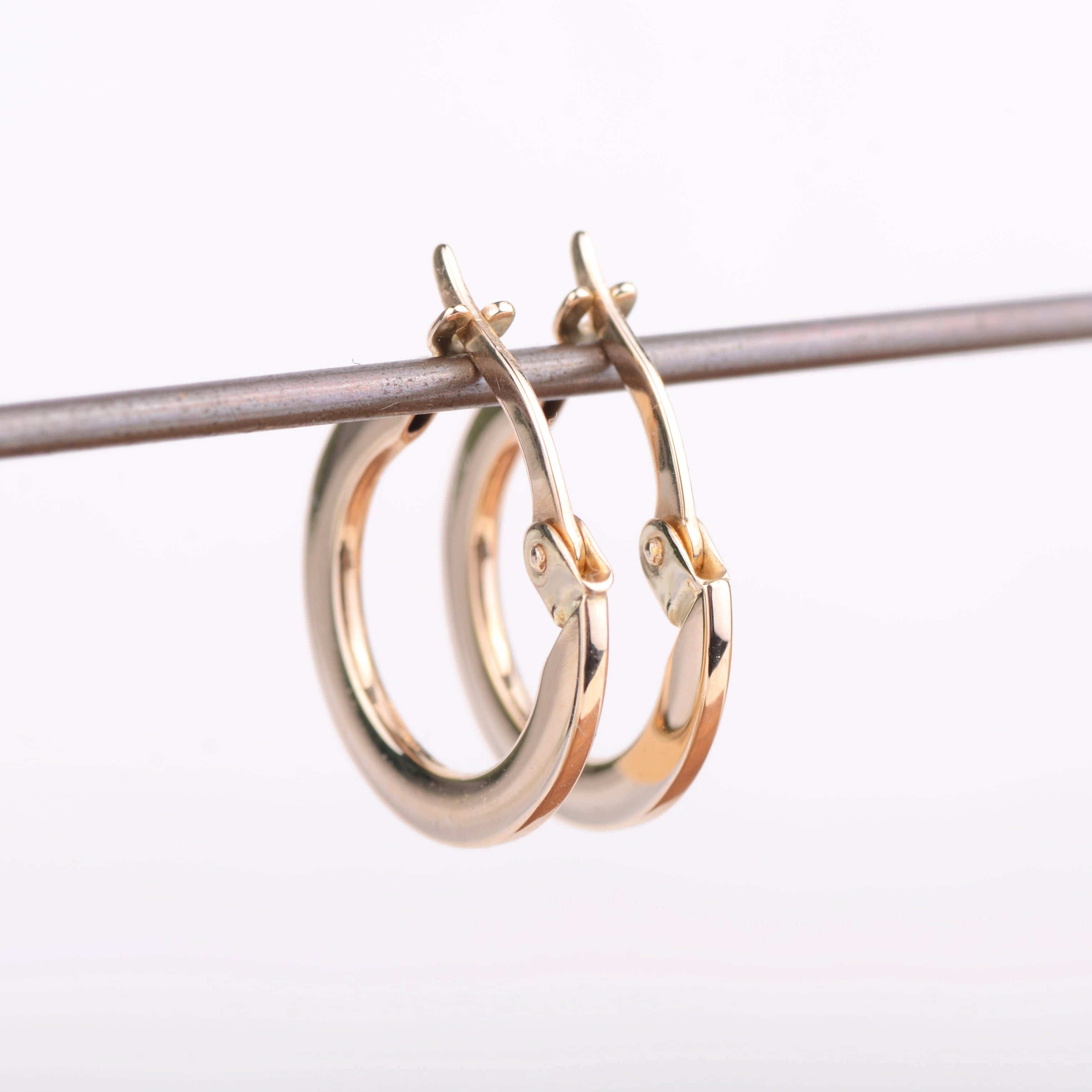 Earrings 14k whoopi!