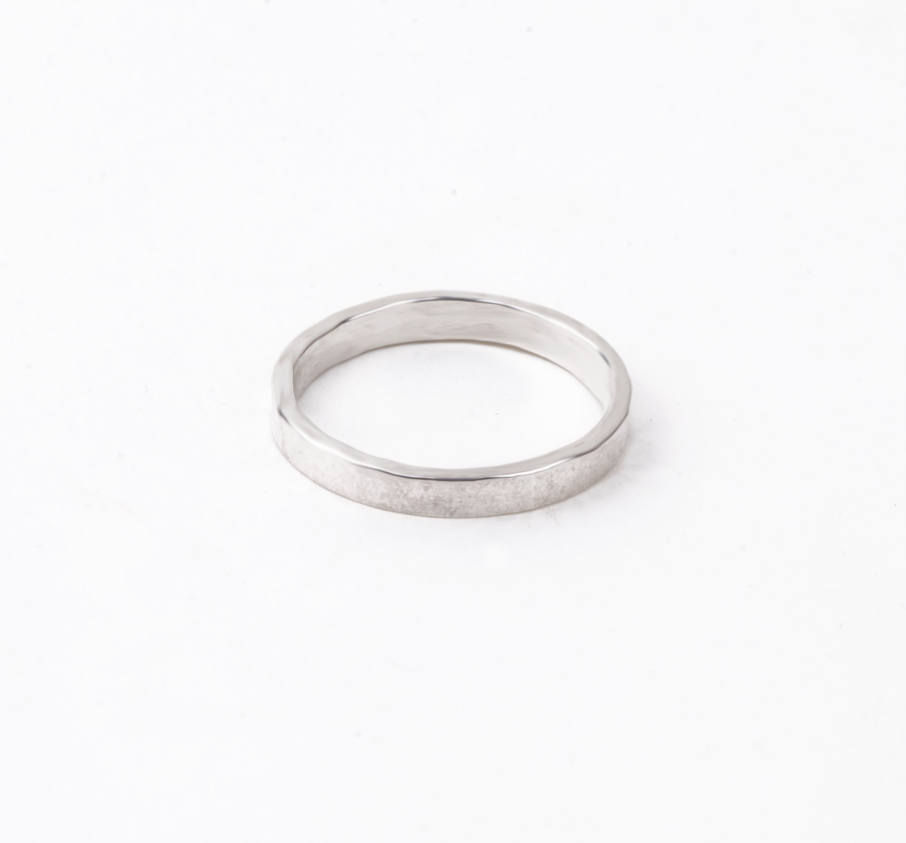 Ring mister hammered