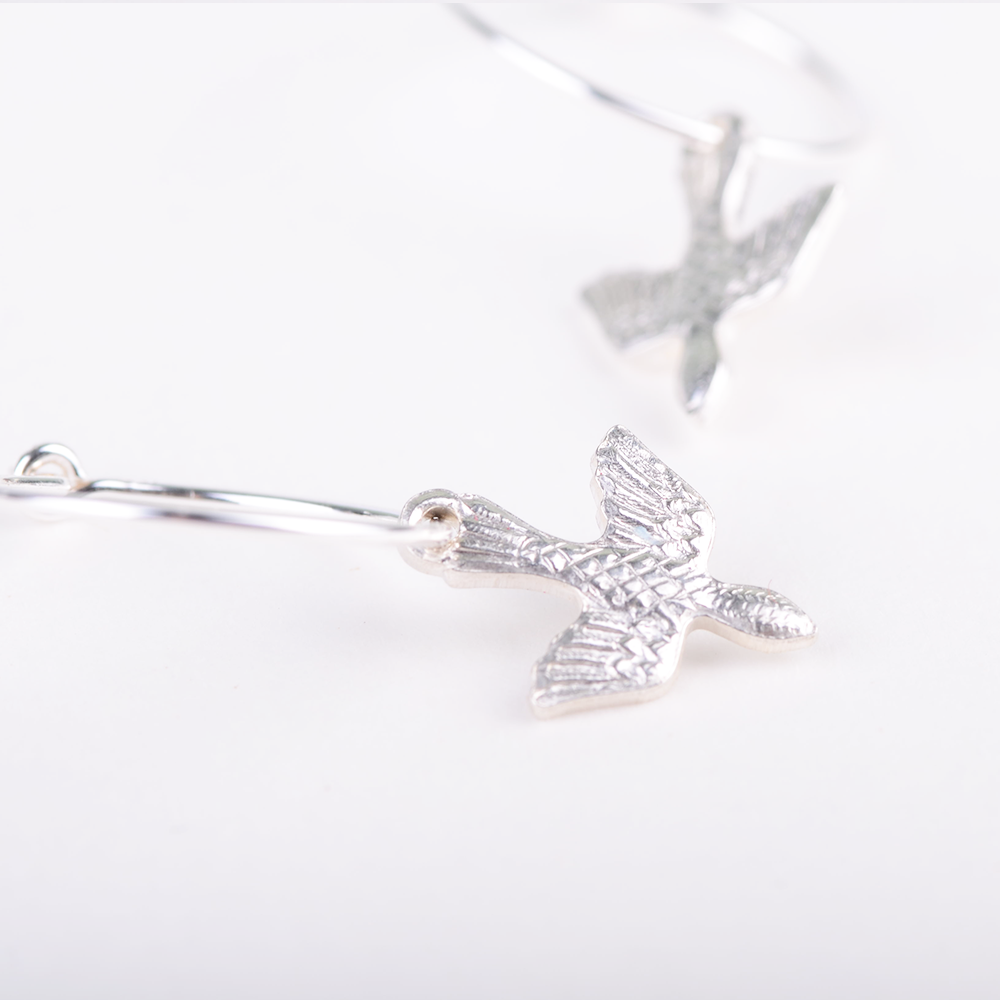Earrings bird hoop